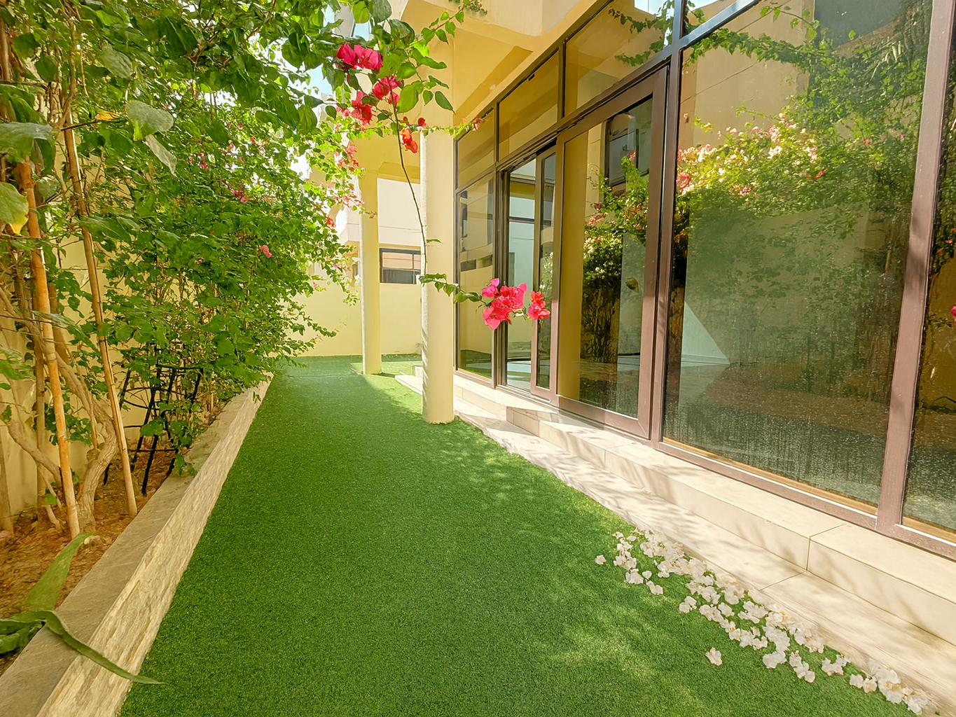 Elegant Villa | Vacant | Peaceful Community