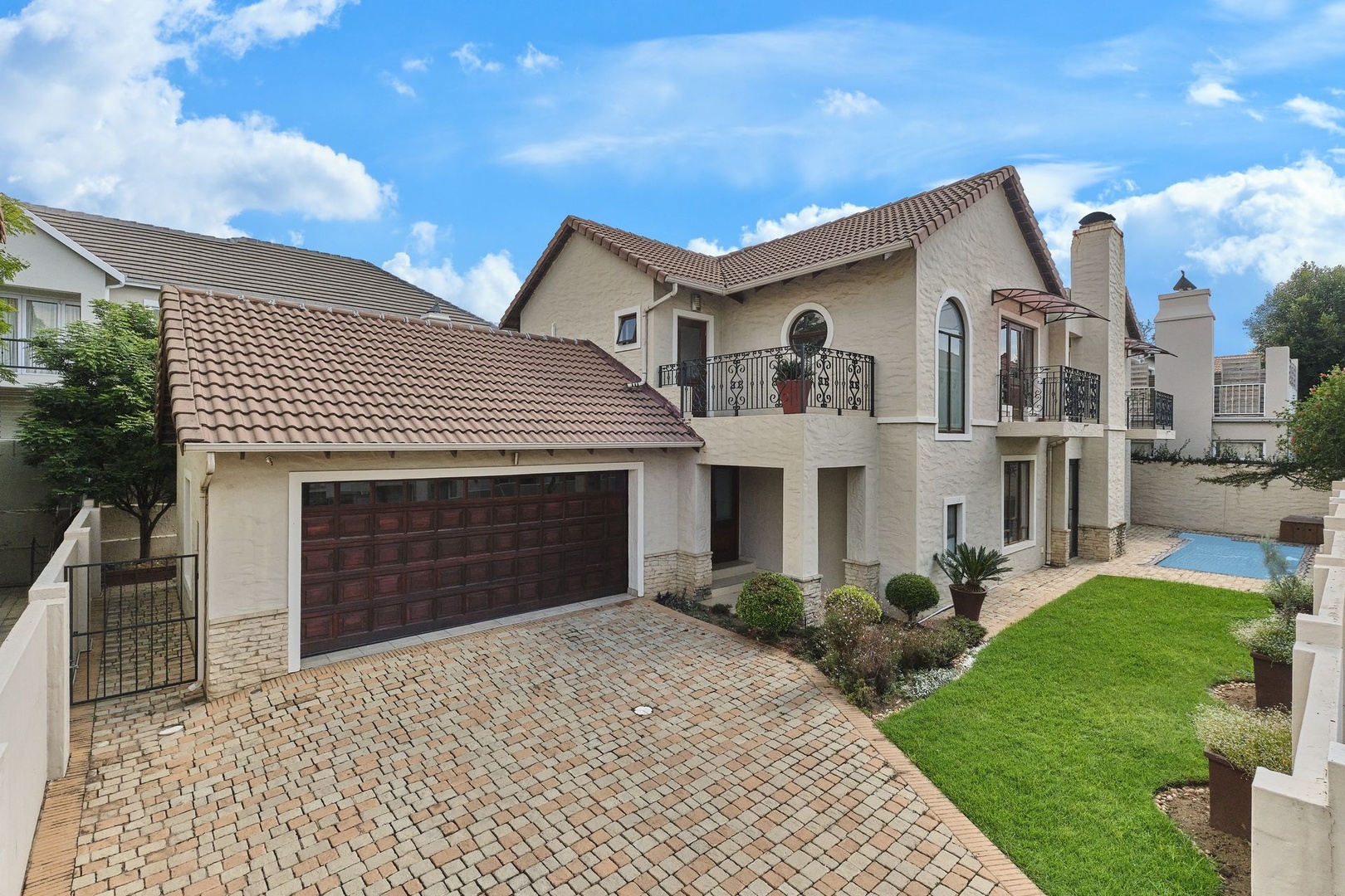 Broadacres Country Estate (24).jpg