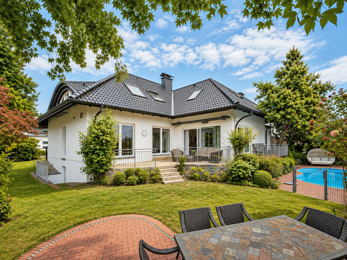 "Ankommen. Durchatmen. Genießen." Einfamilienhaus mit Qualität, Komfort & Privatsphäre [KI-modifiziert]