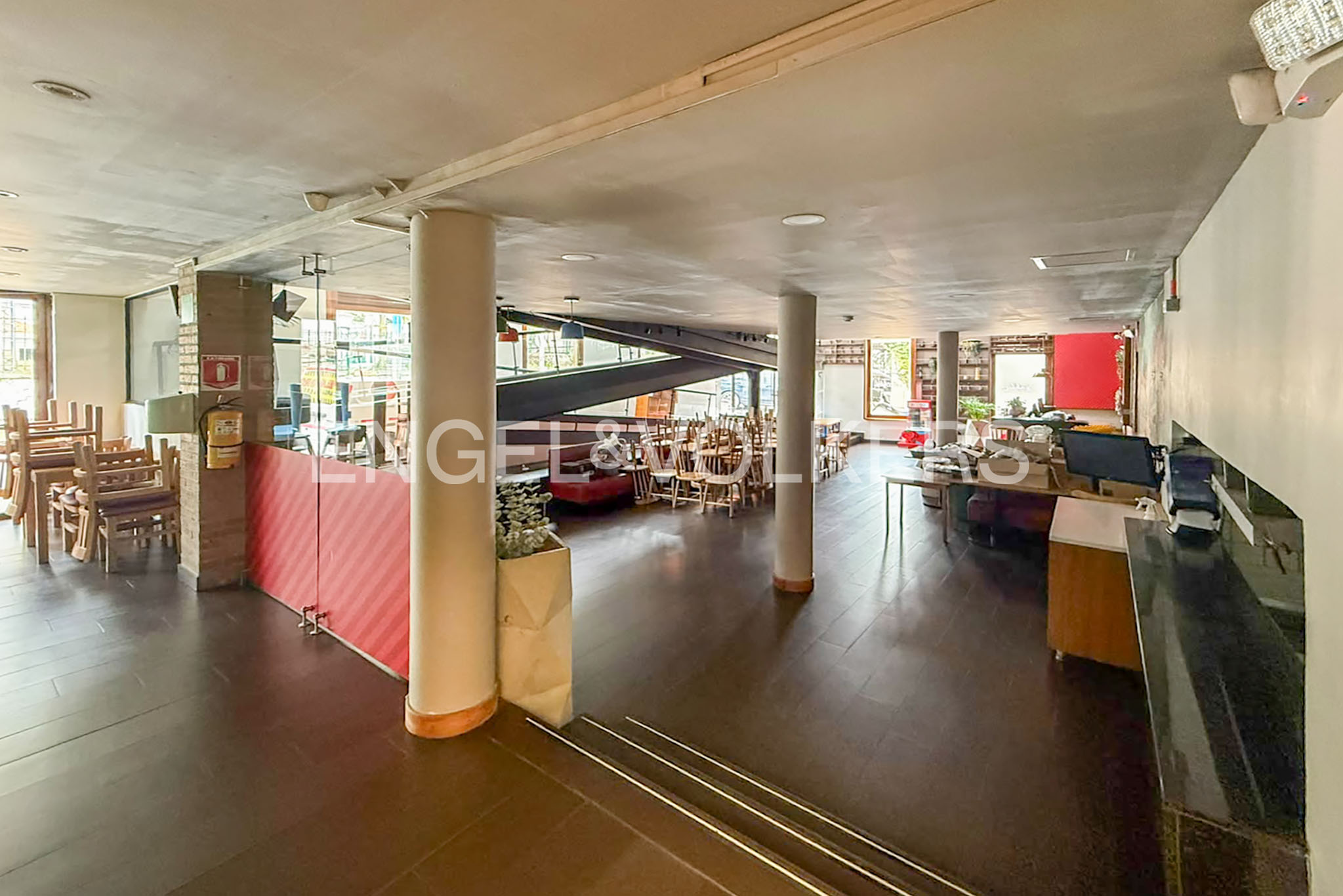 Arriendo casa comercial en esquina privilegiada frente al Parque de Usaquén