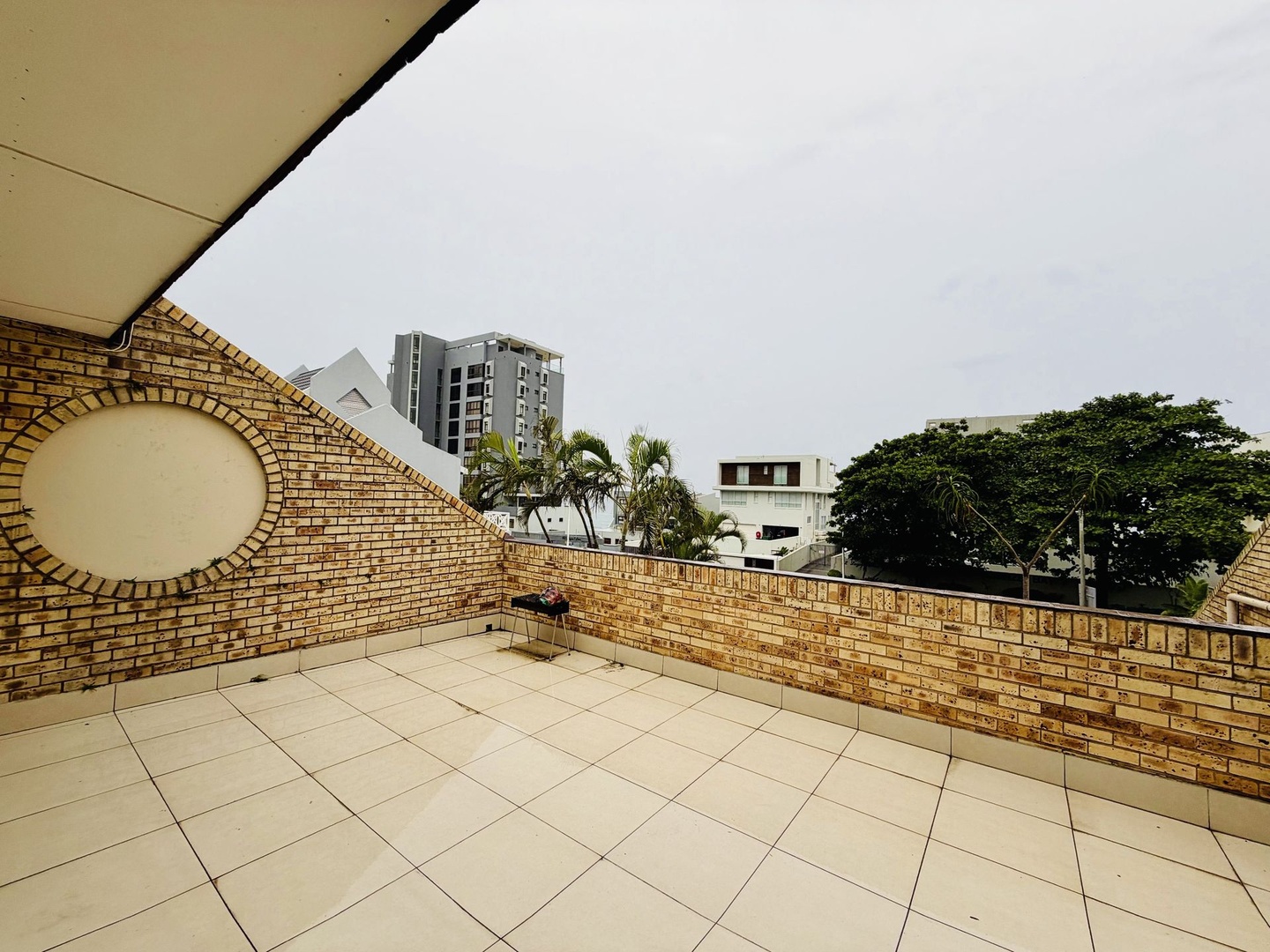 Lavish & Contemporary!!