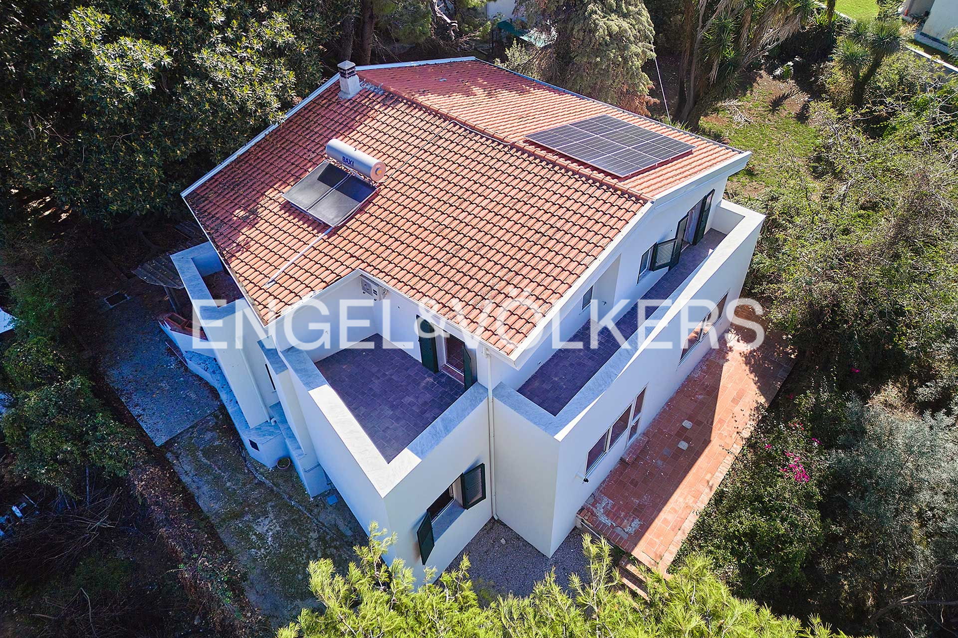 Splendid detached villa in Valdesi