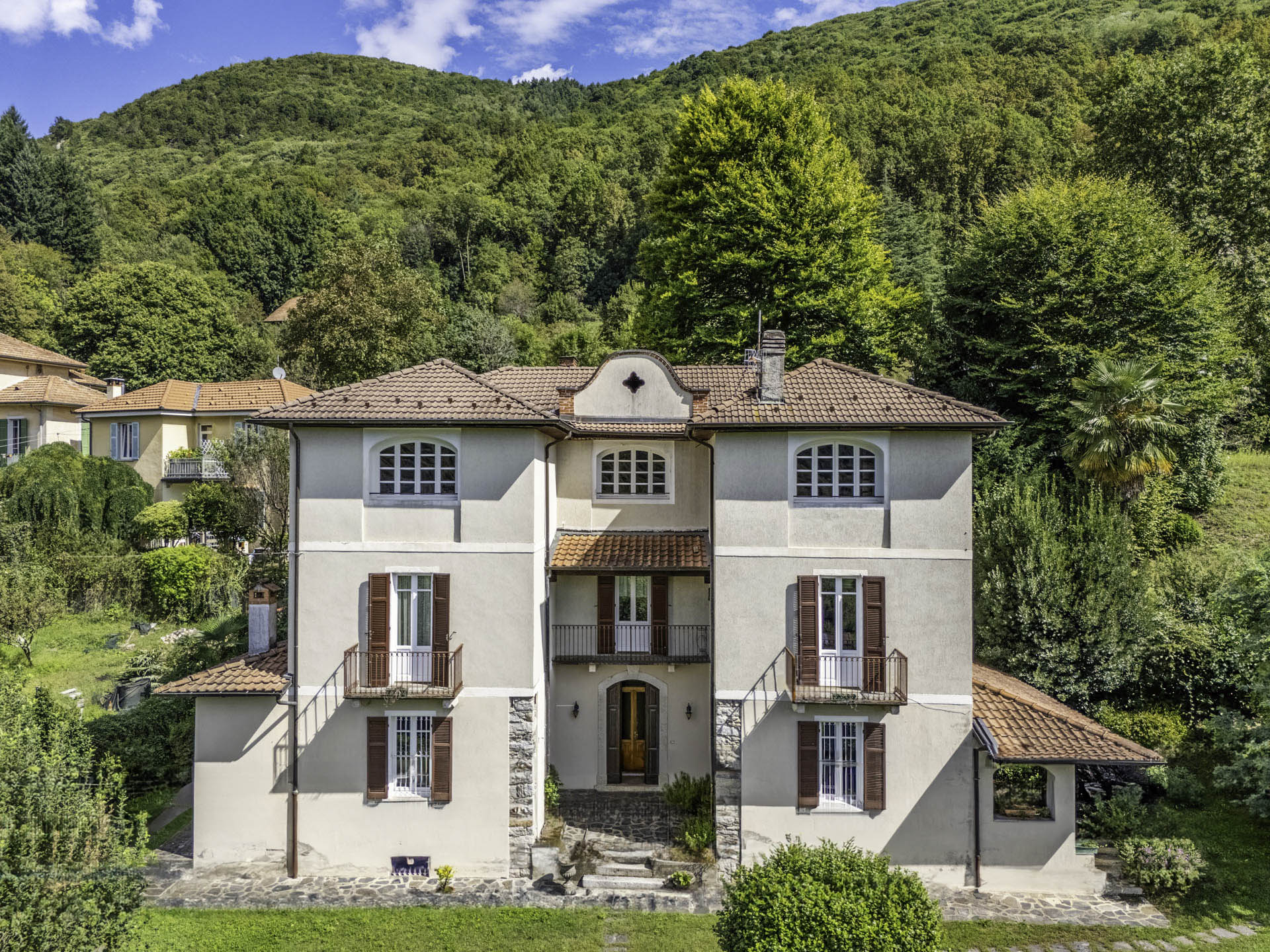 Charming residence in the tranquility of Lake Orta hills