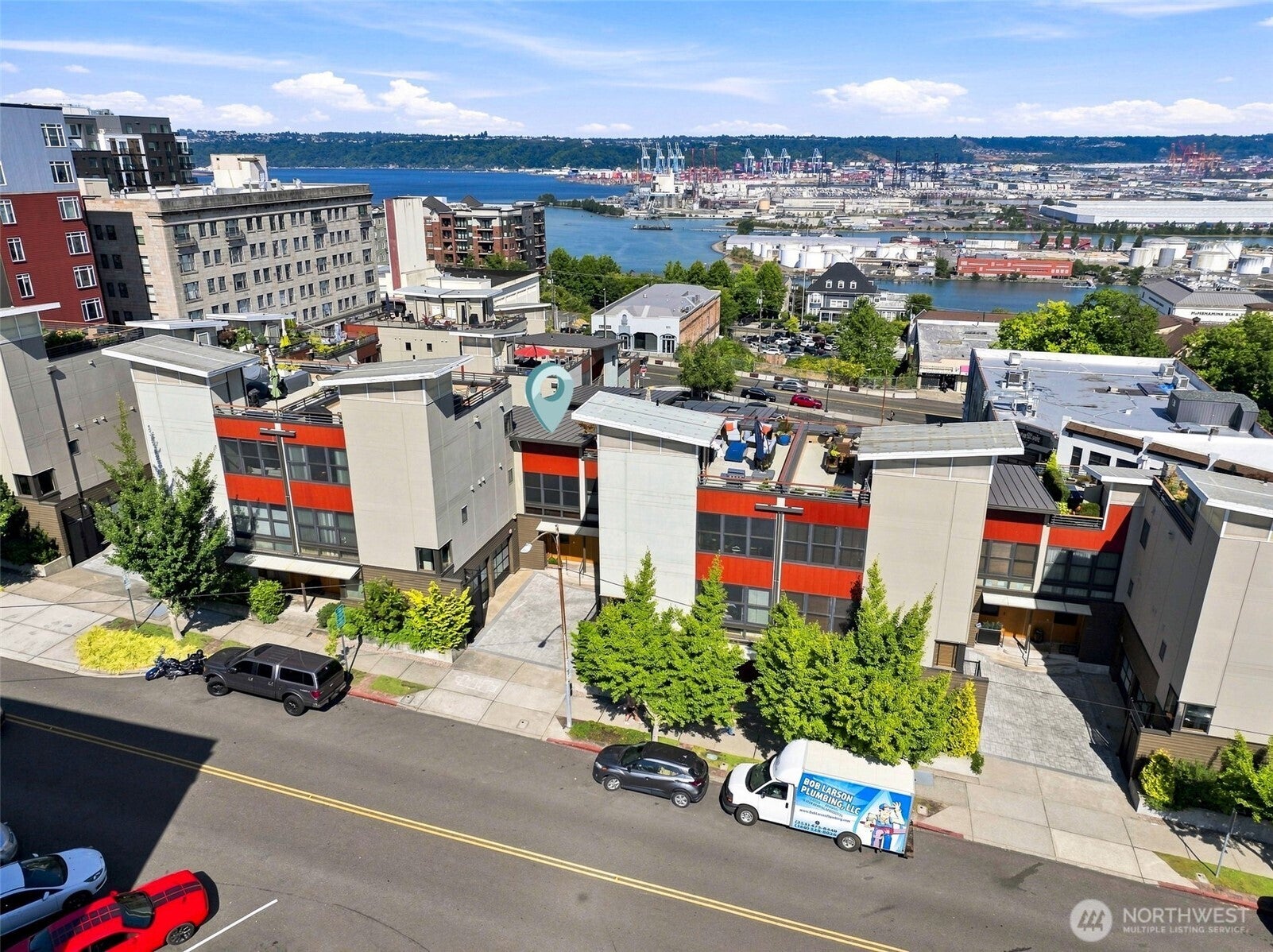 Stylish Tacoma Townhome with Private Covered Terrace