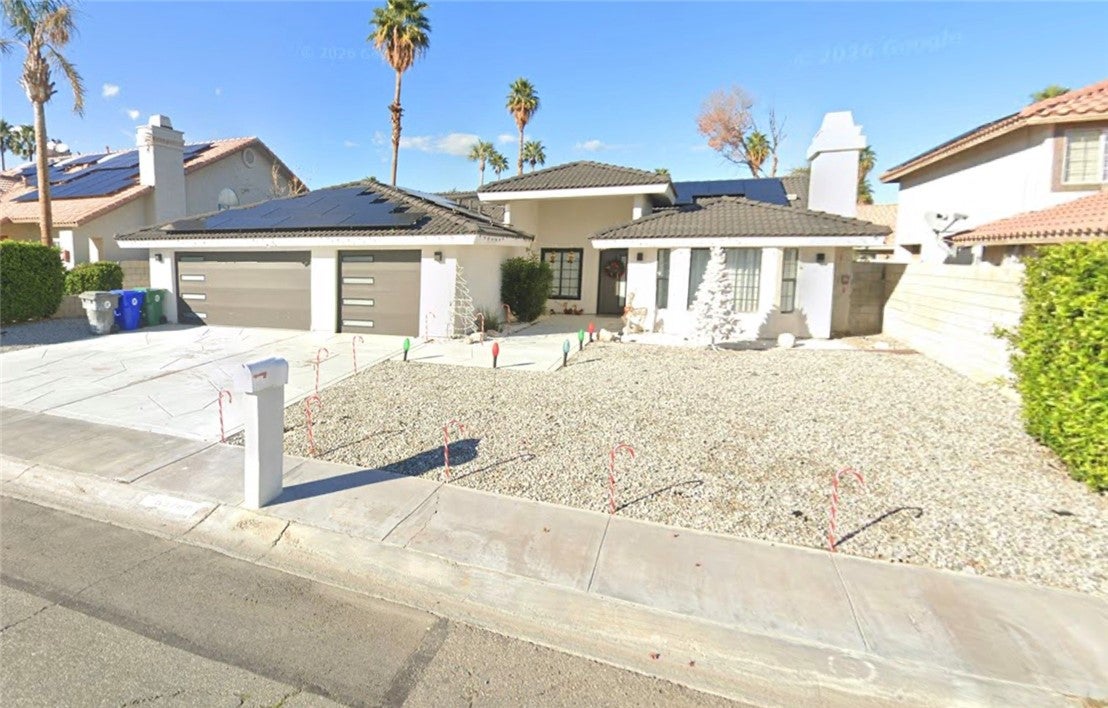4BR Pool Home in Cathedral City with Mountain Views Sunsets!