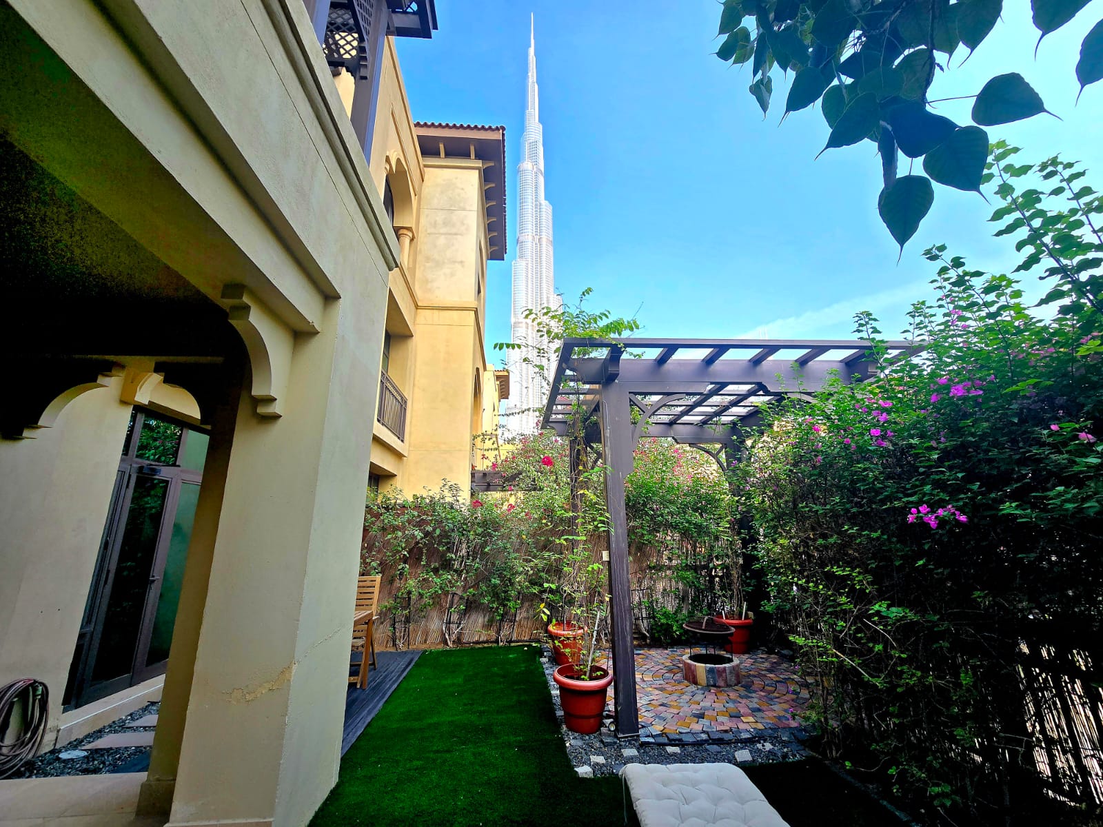 Vacant | Garden | Burj Khalifa View | Renovated