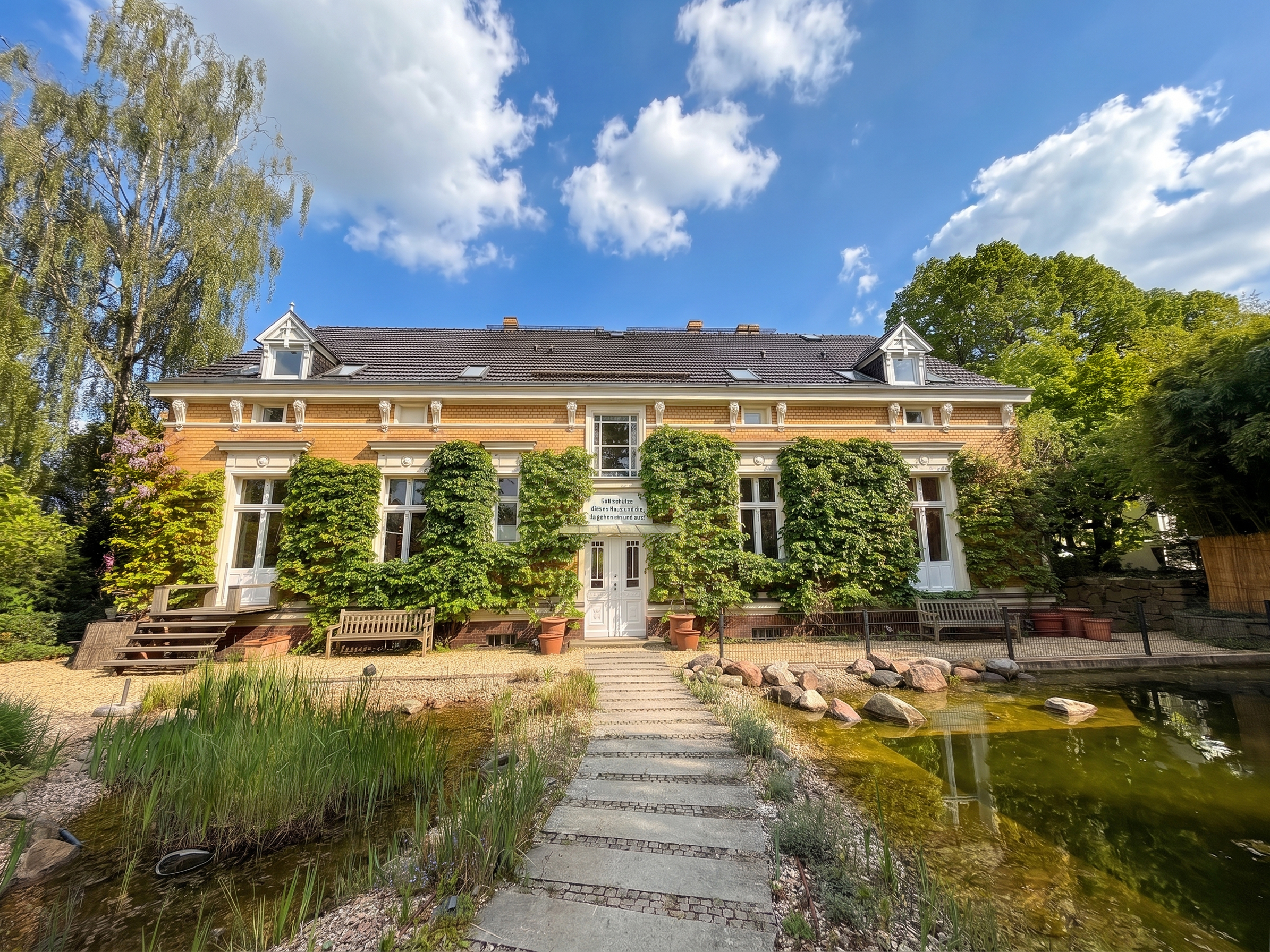 Exklusive Landhausvilla am Stölpchensee