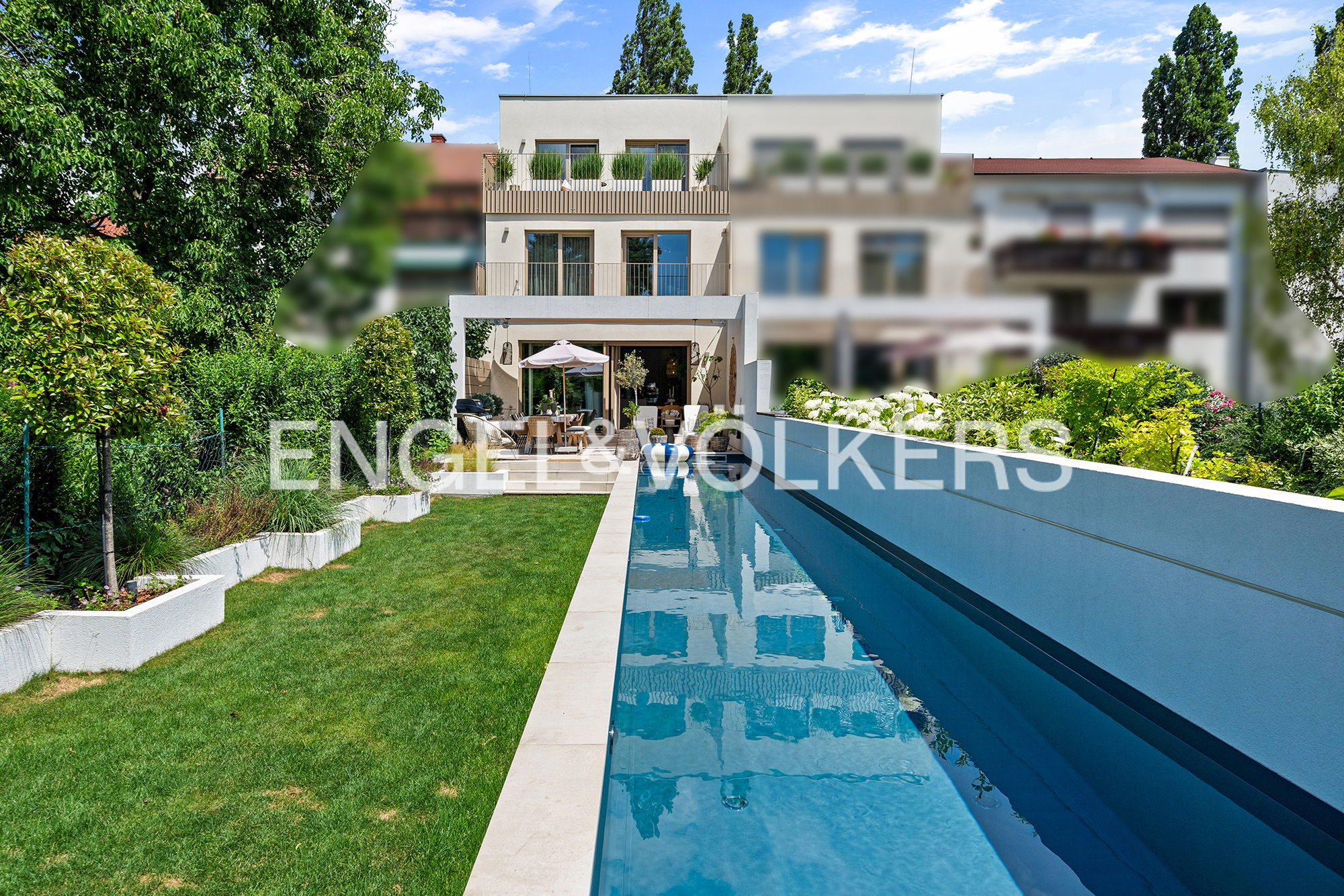 Modern semi-detached house with pool, sauna, and spacious design