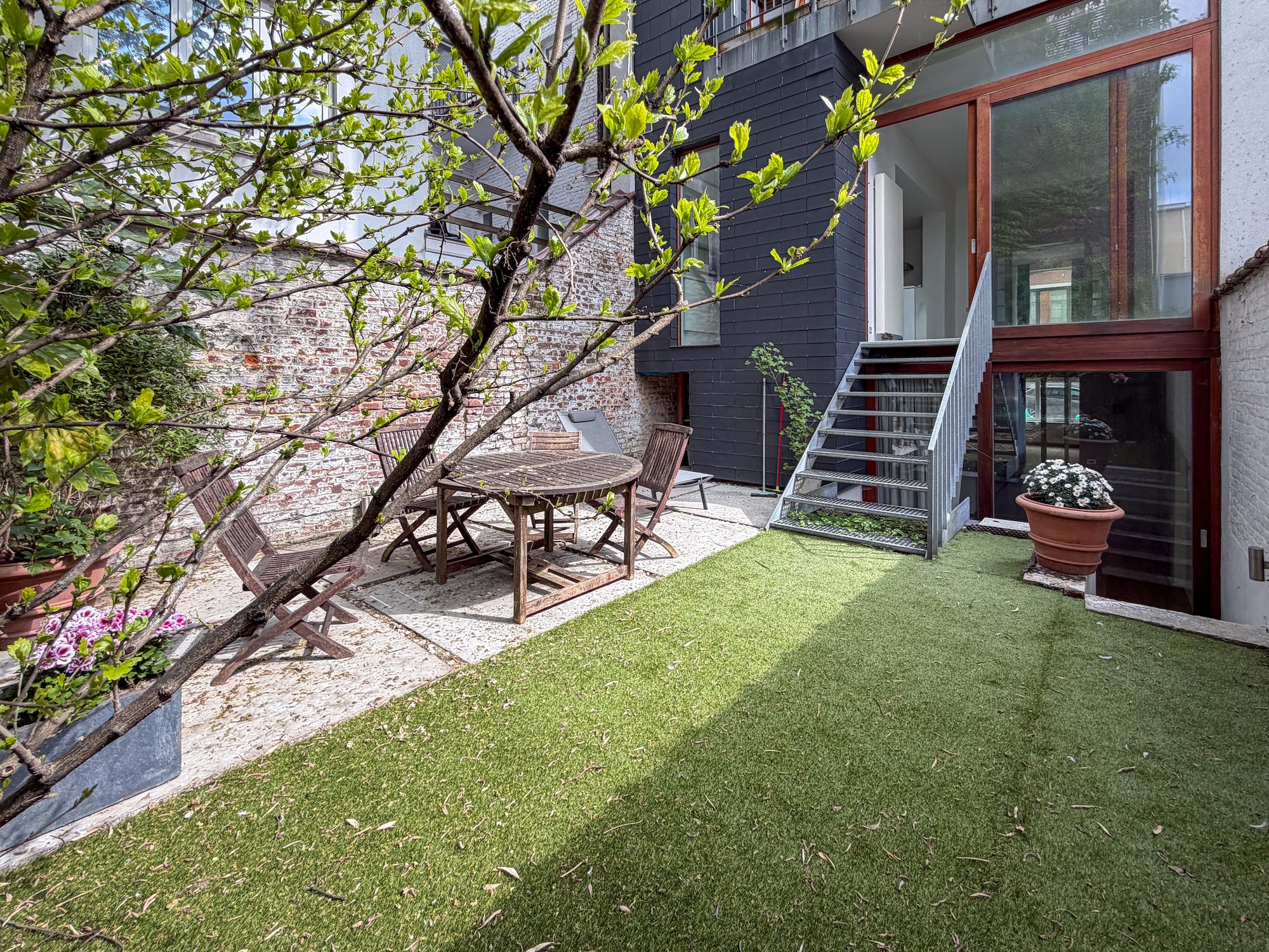 Elegant apartment with garden – 2 bedrooms – EPC C