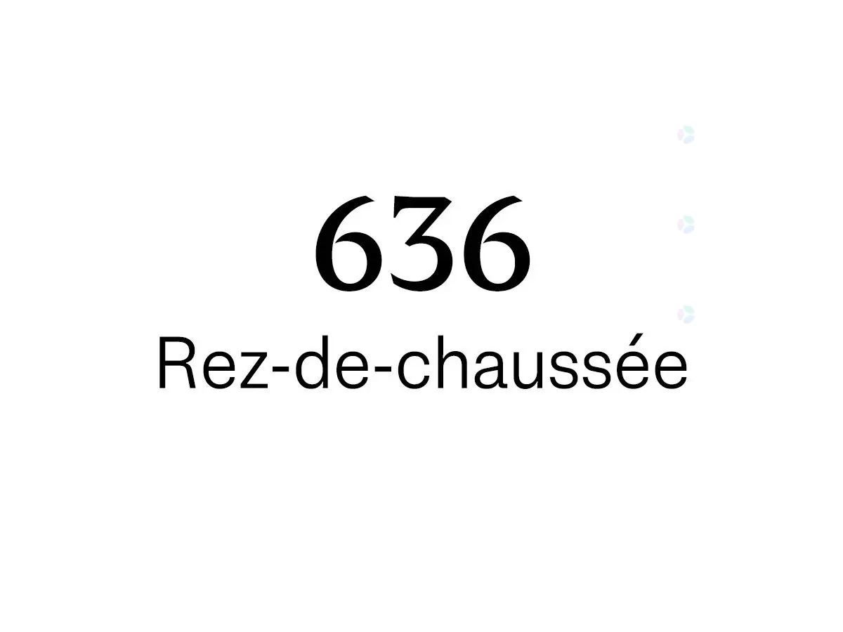 White background with black text "636 Rez-de-chaussée". "Rez-de-chaussée" means ground floor in French.