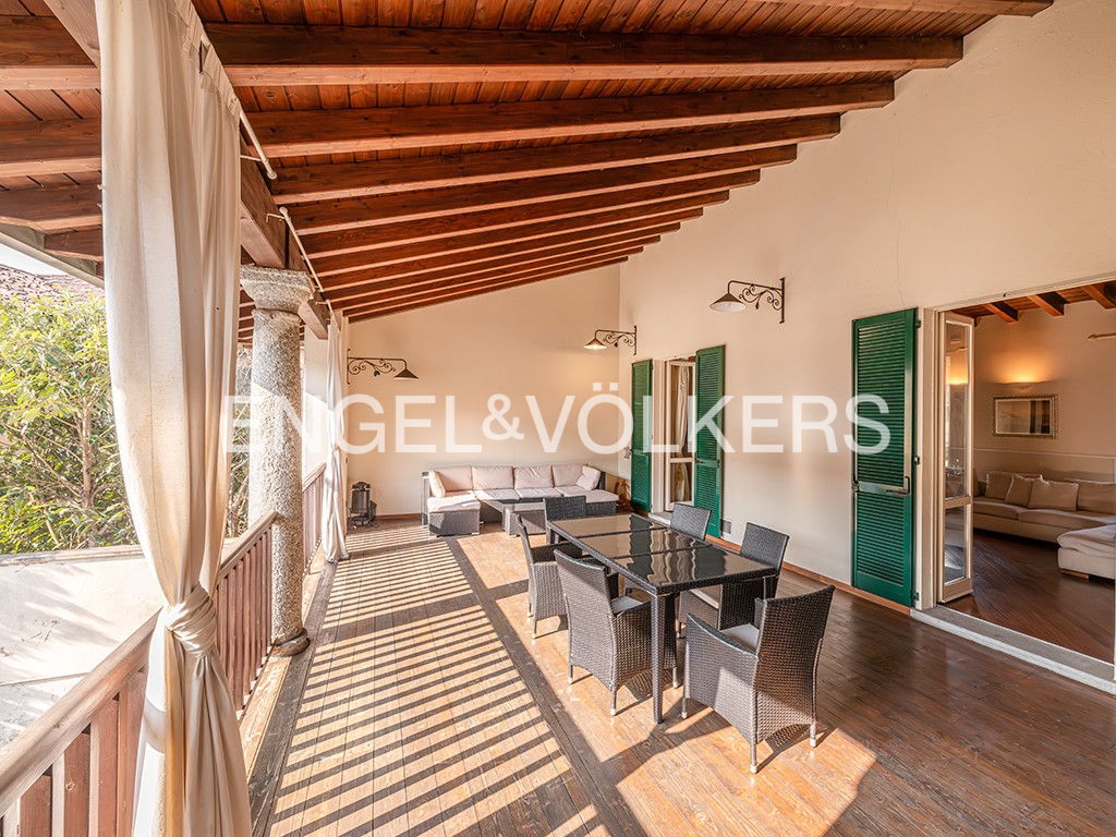 Elegant flat in the centre