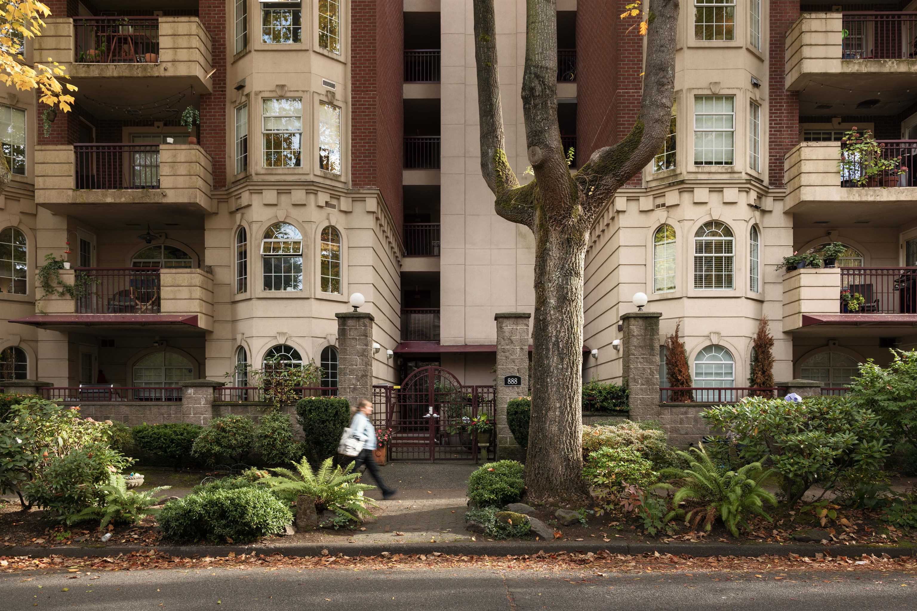 Hidden Gem in Vancouver West End