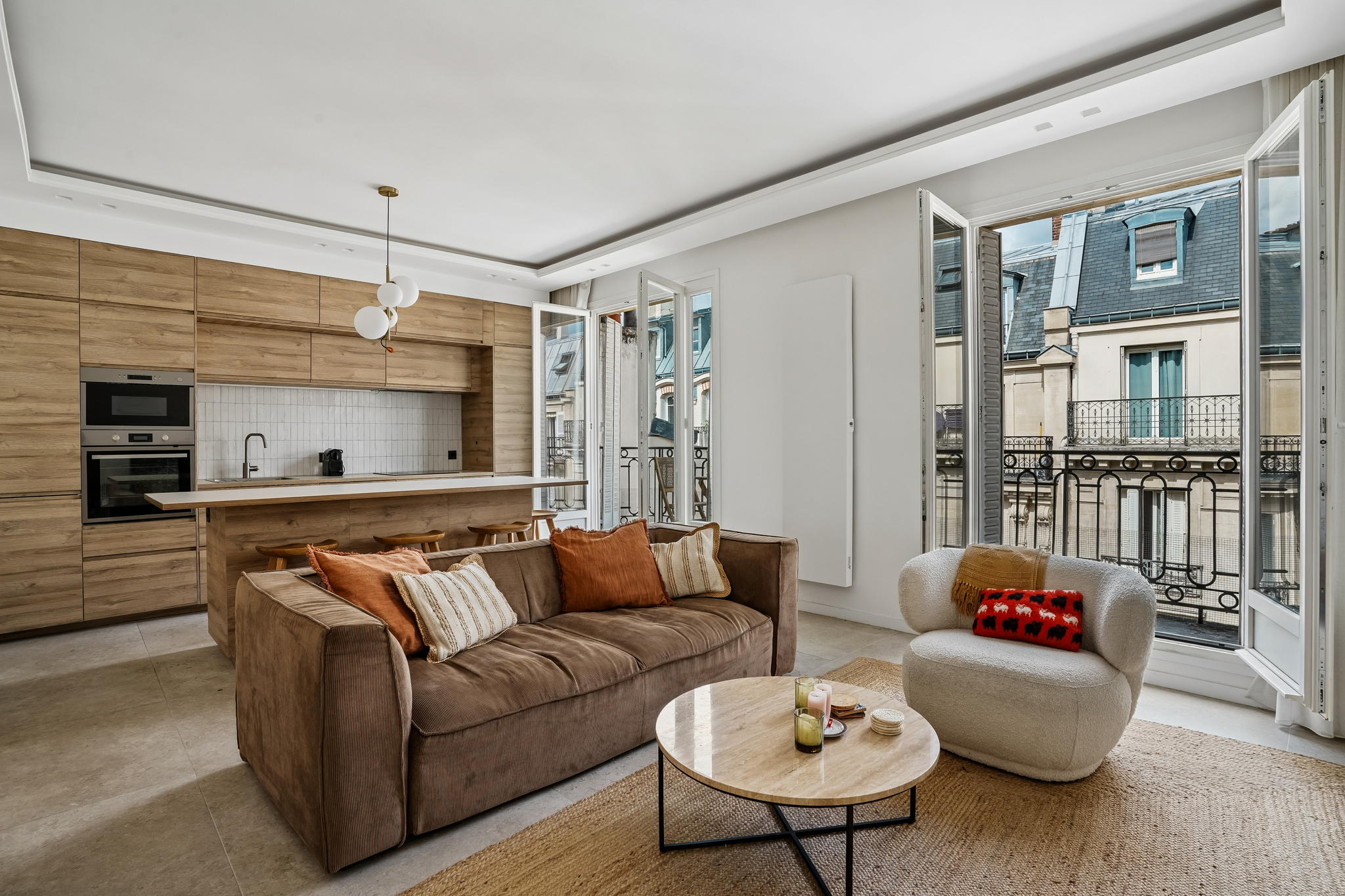 Paris XVII/Batignolles - Appartement rénové de 59,6m² - 3pièces - 2 chambres