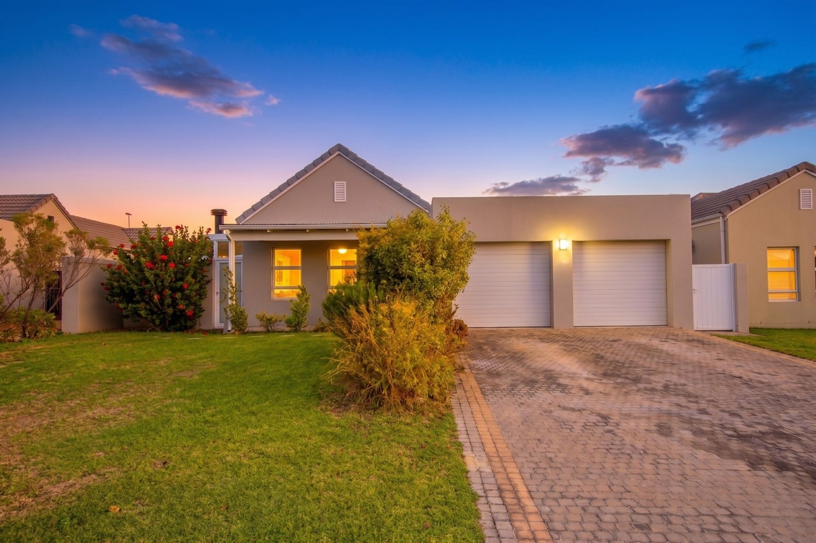 3 Bedroom Family Home for Sale - Security Estate - Heritage Park - Somerset West