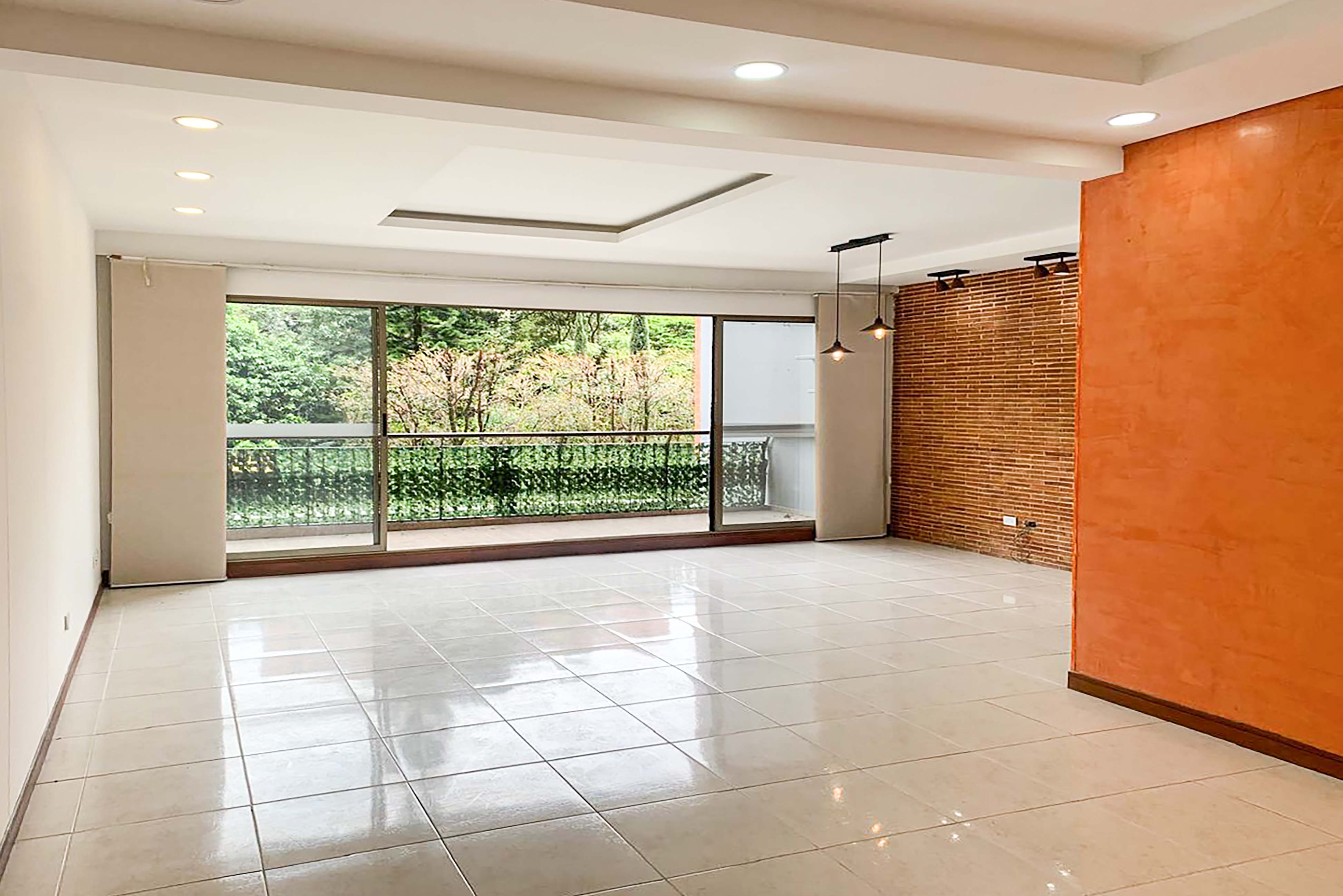 Apartamento con clubhouse para venta en La Frontera, Envigado