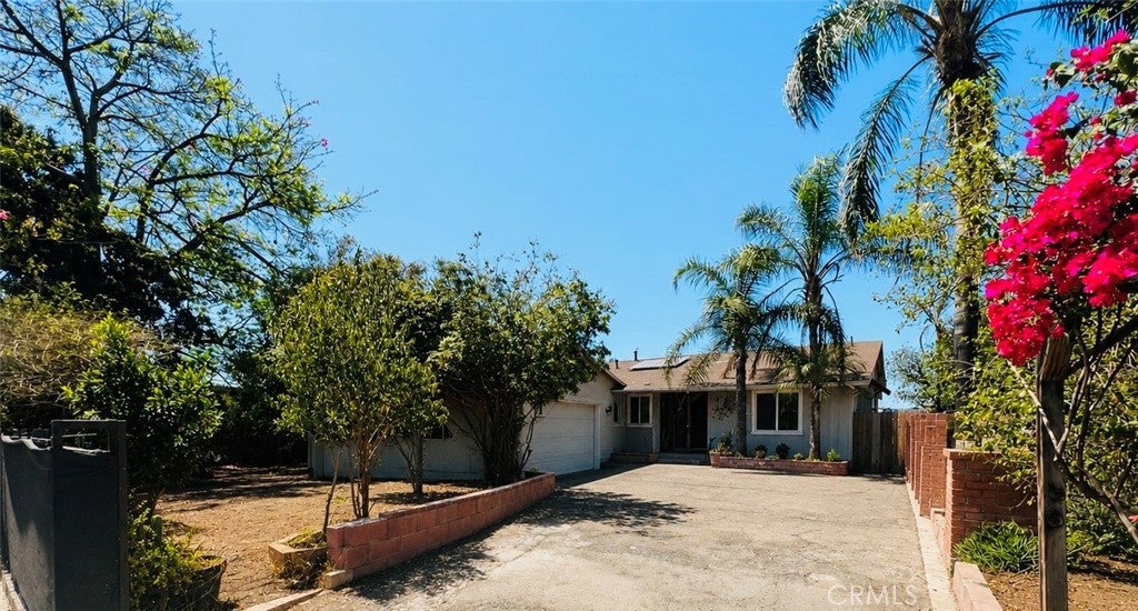 Create Your Dream Home in This Pacoima Pool Property