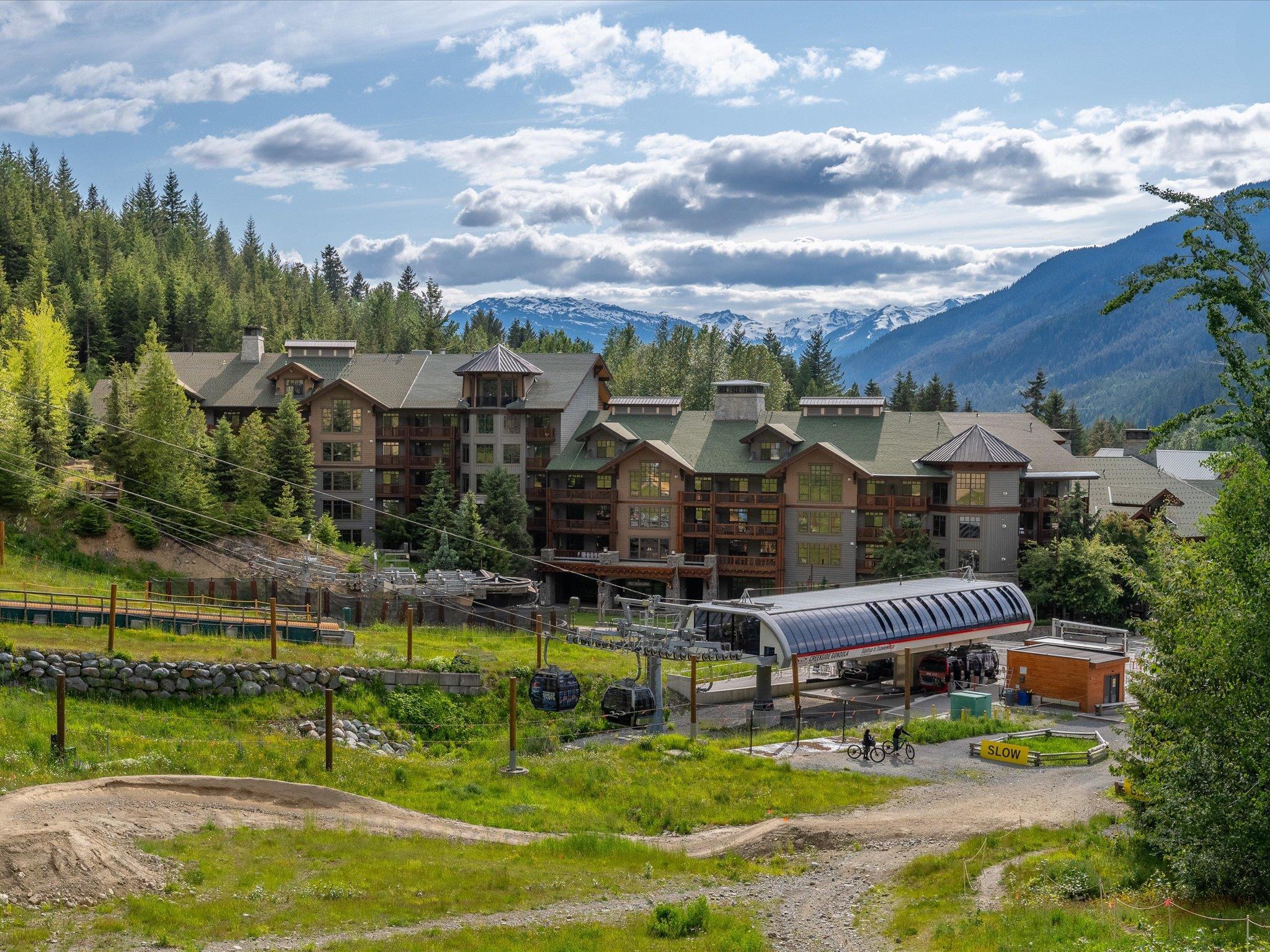 Refined Mountain Living. Uncompromising Accessibility.