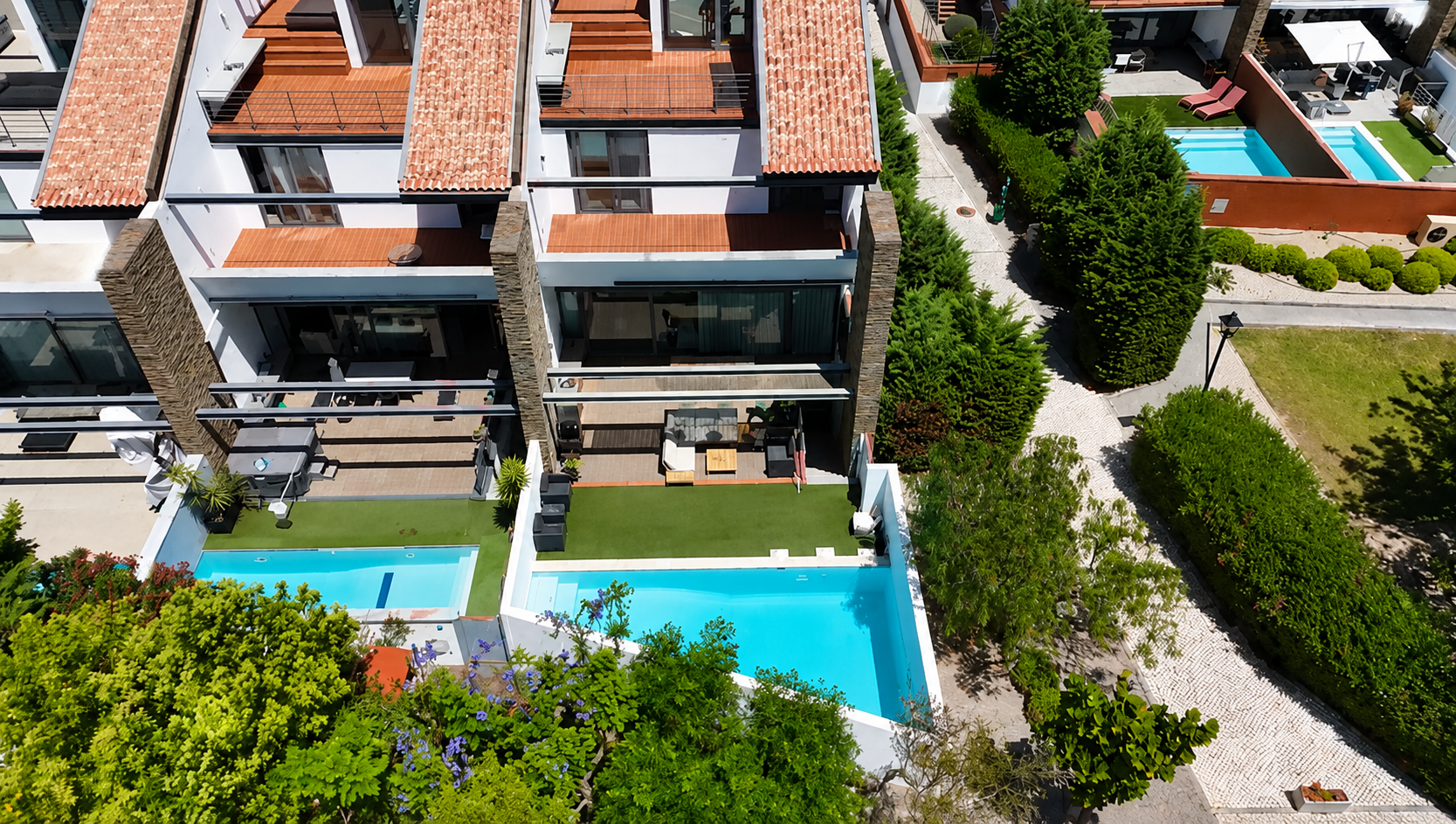 Contemporary 3-Bedroom Villa with Private Pool and Sea-View Rooftop Terrace