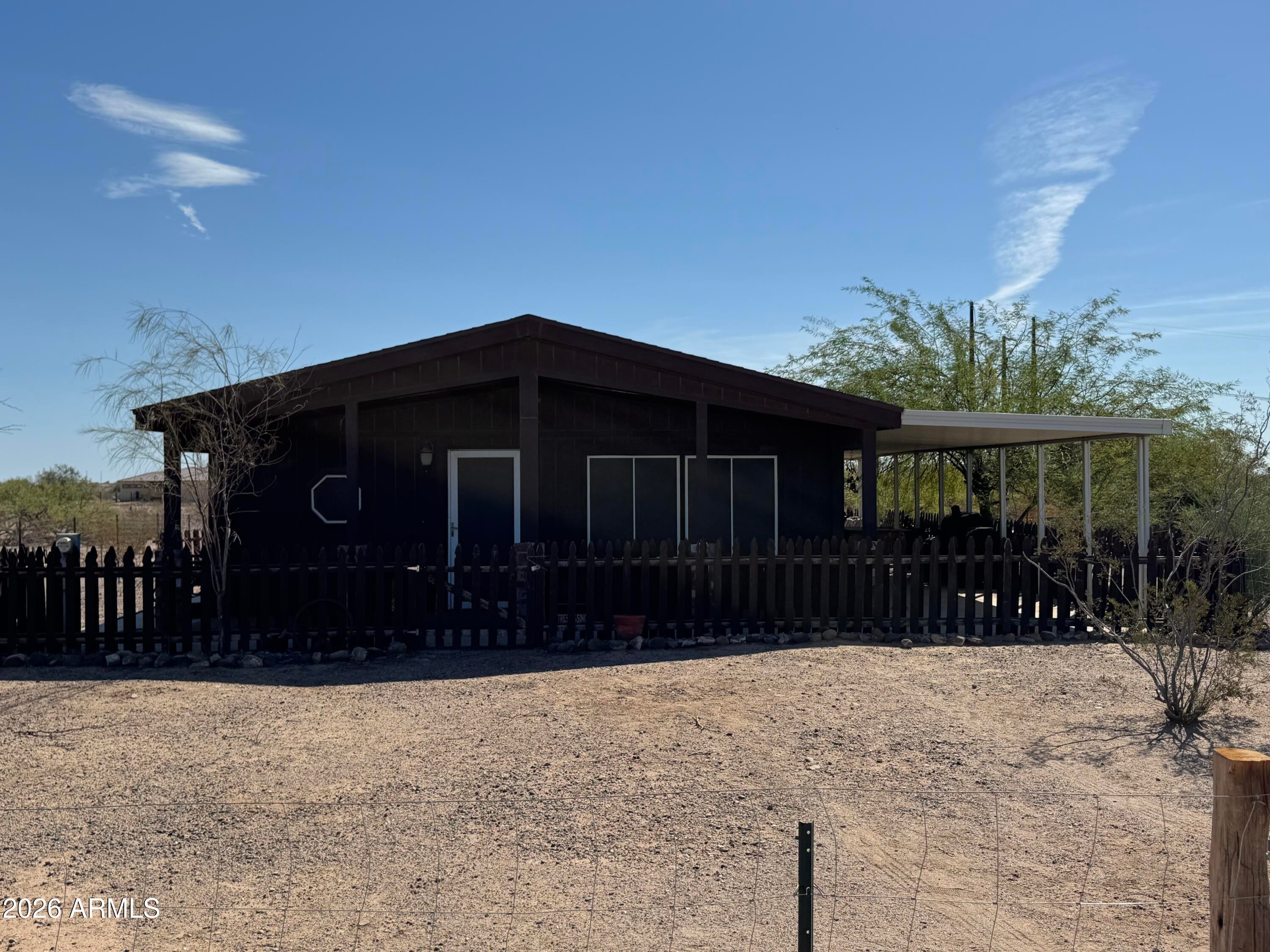 Discover Opportunity on 1.6 Acres in Arlington