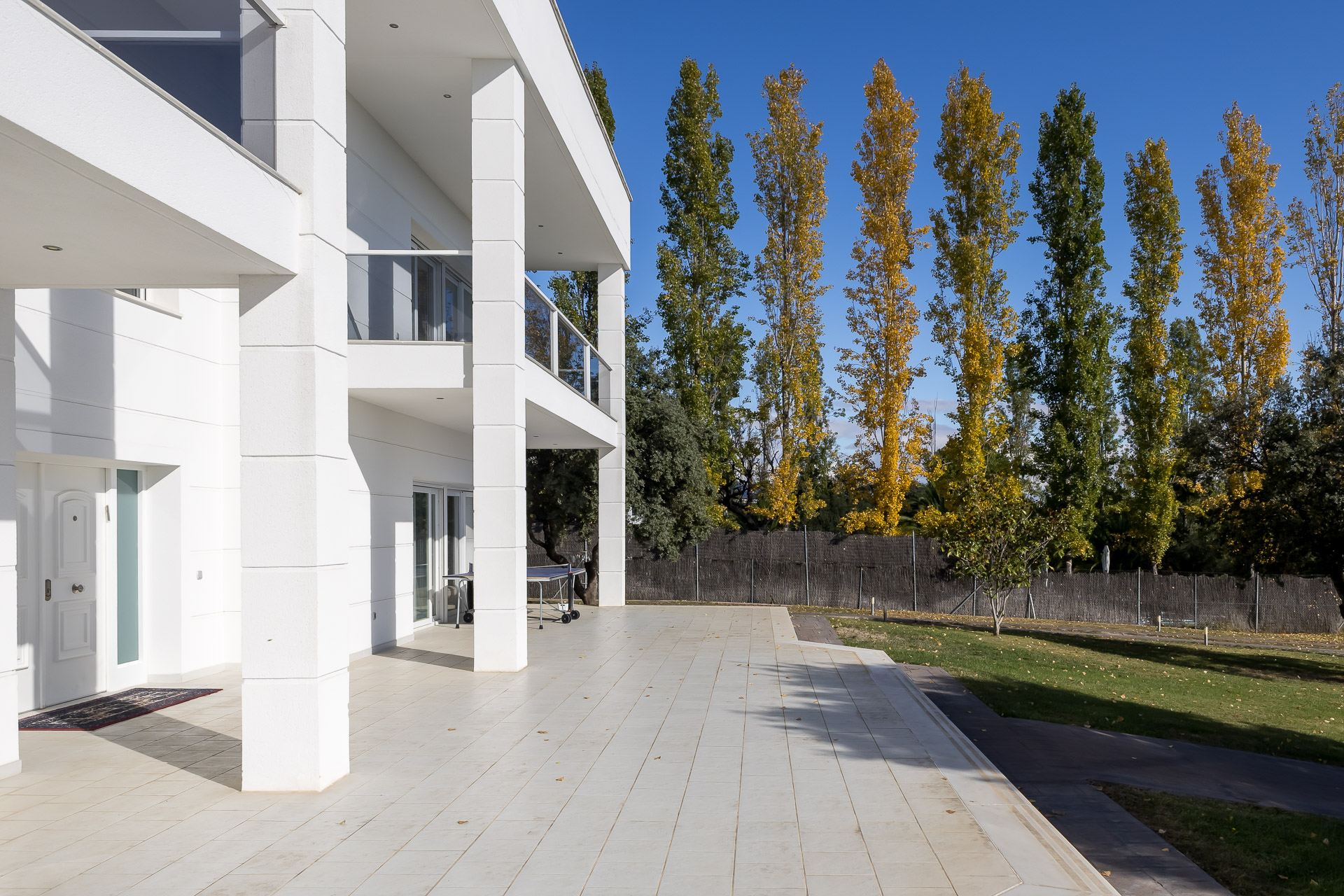Spectacular contemporary designer villa in Ciudalcampo