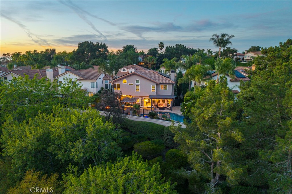 Beautifully Updated Pool Home in Mission Viejo