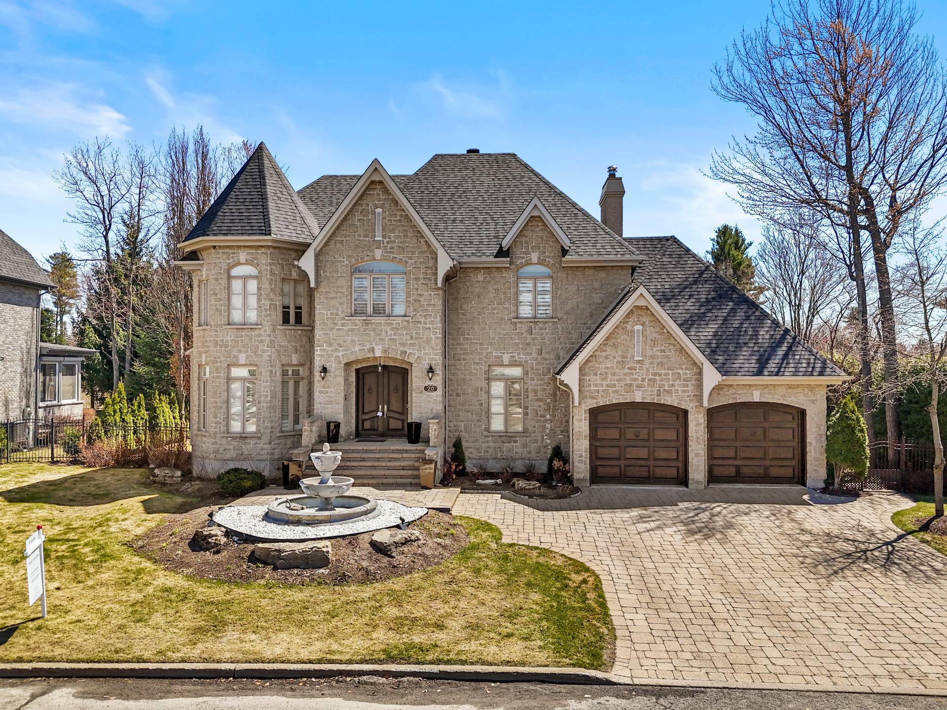 Where luxury, tranquility, and panoramic views come together