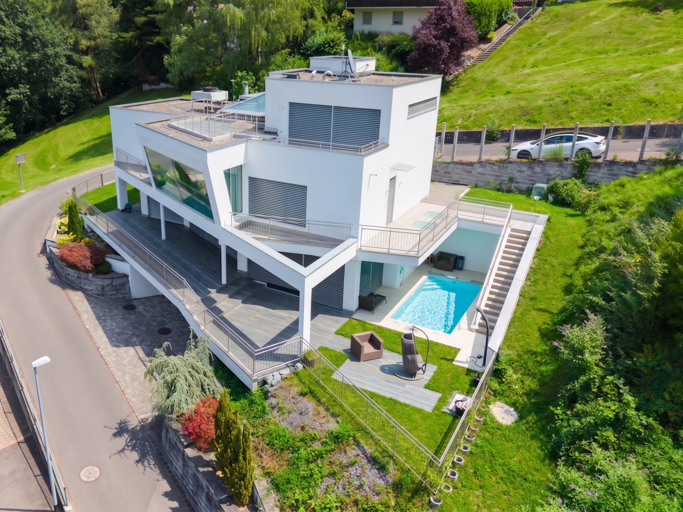 Moderne Designer-Villa an unverbaubarer Aussichtslage