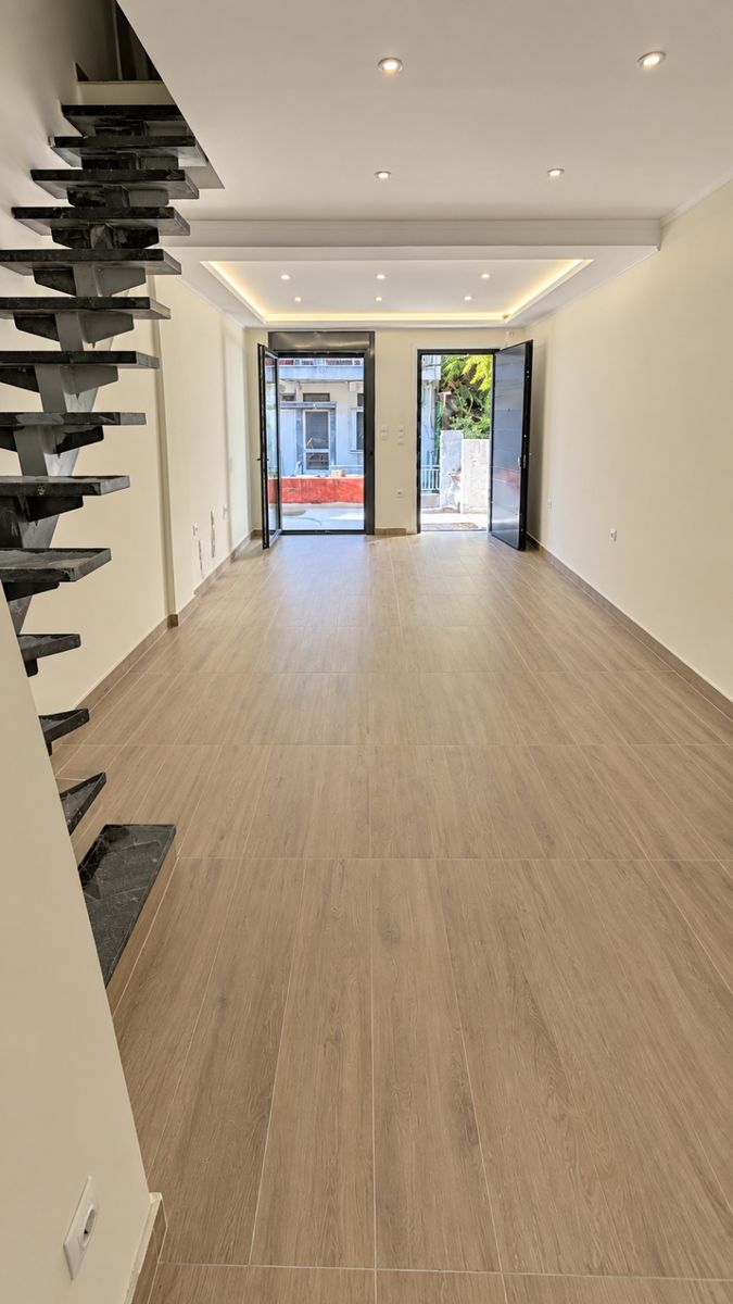 Newly built maisonette near the Nea Ionia station