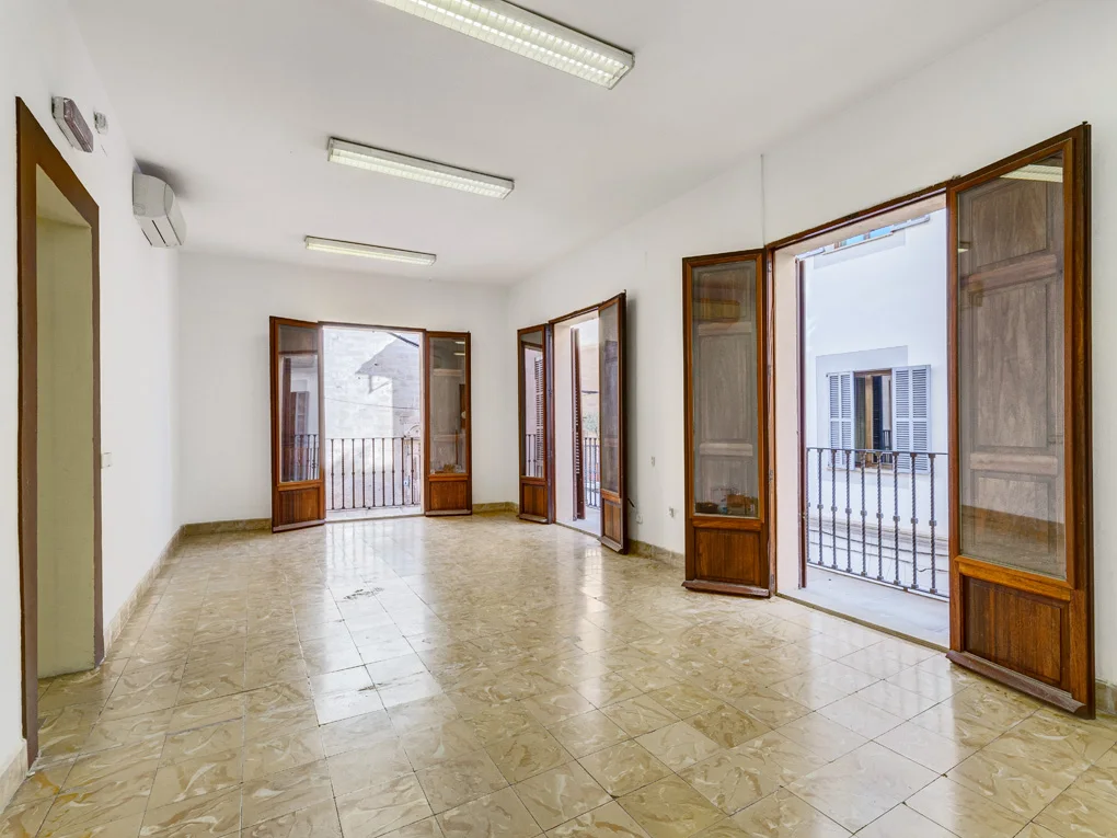 To renovate: Flat in emblematic location with lift - Palma de Mallorca, Old Town