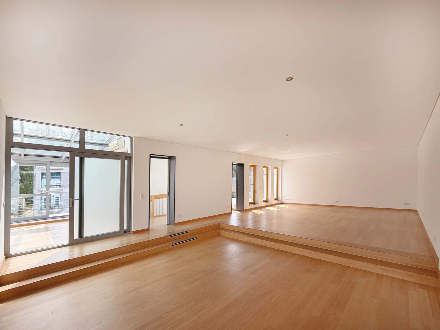 Lichtdurchflutetes Townhouse mit direktem Wasserzugang - Photo 2