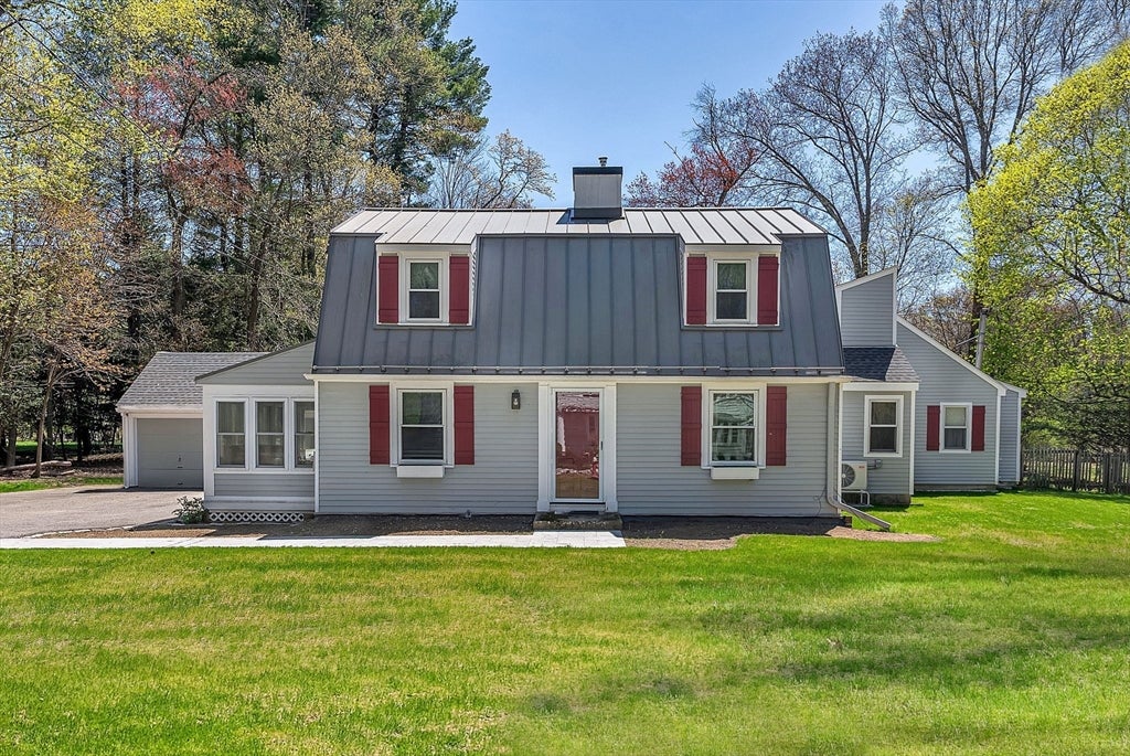 Timeless Cape in a Coveted Neighborhood