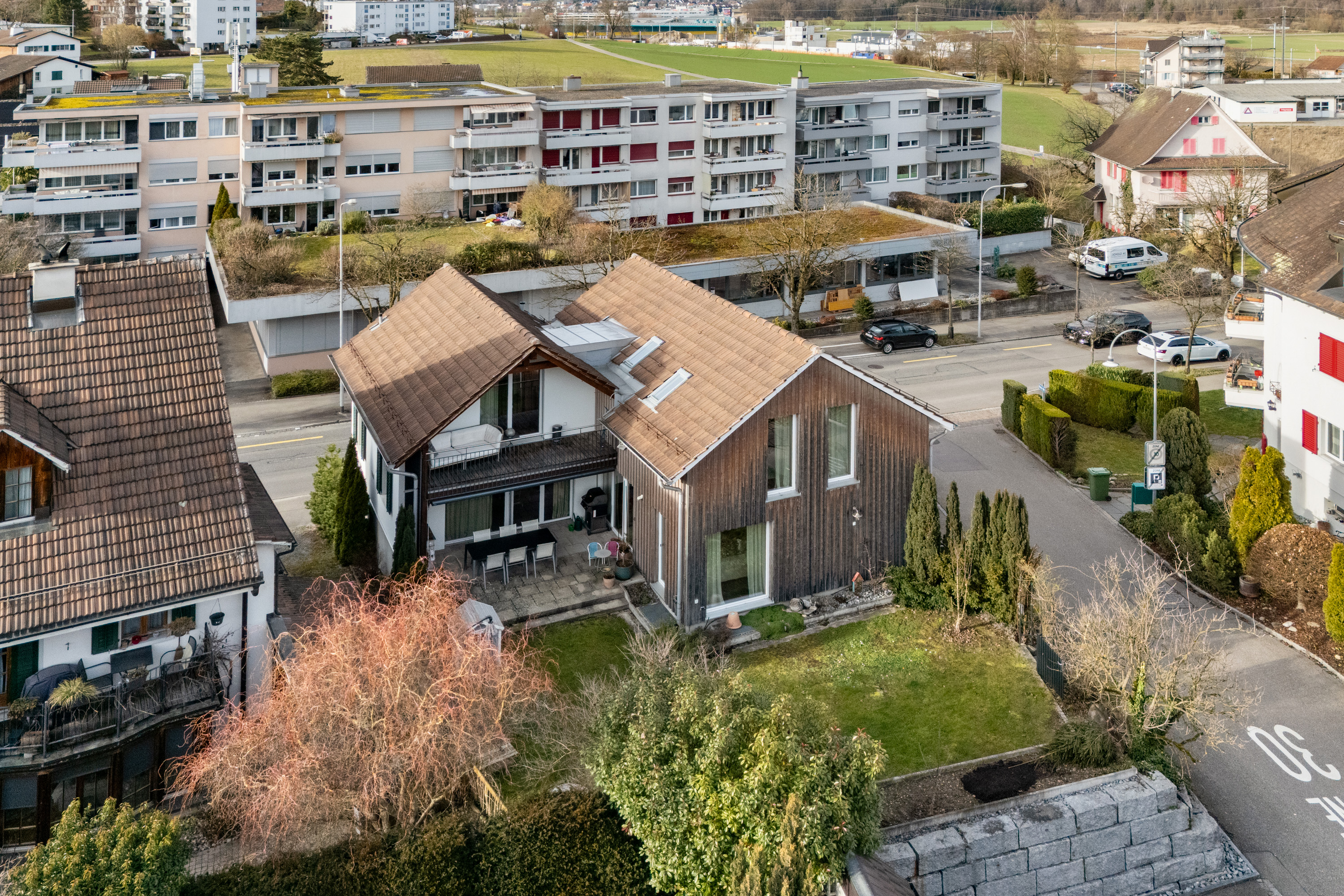 Timeless retreat near the city