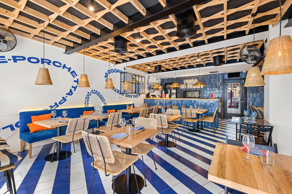 Restaurant und Pizzeria betriebsbereit