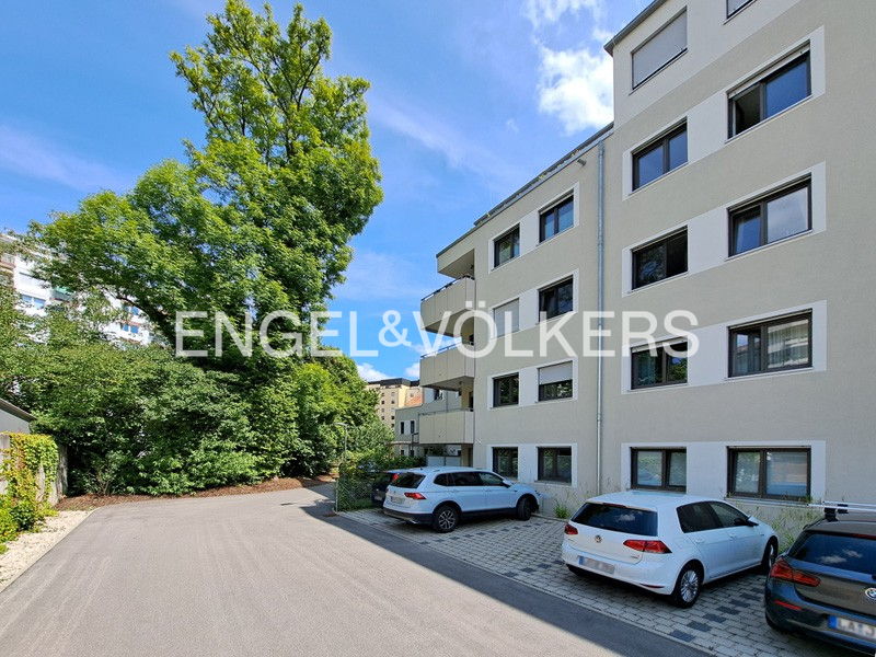 Nikolaviertel: Barrierefreundliche 3-Zi.-Wohnung am Rennweg!