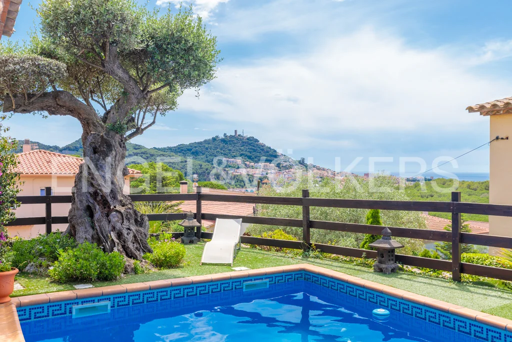 Great rustic style house in Blanes