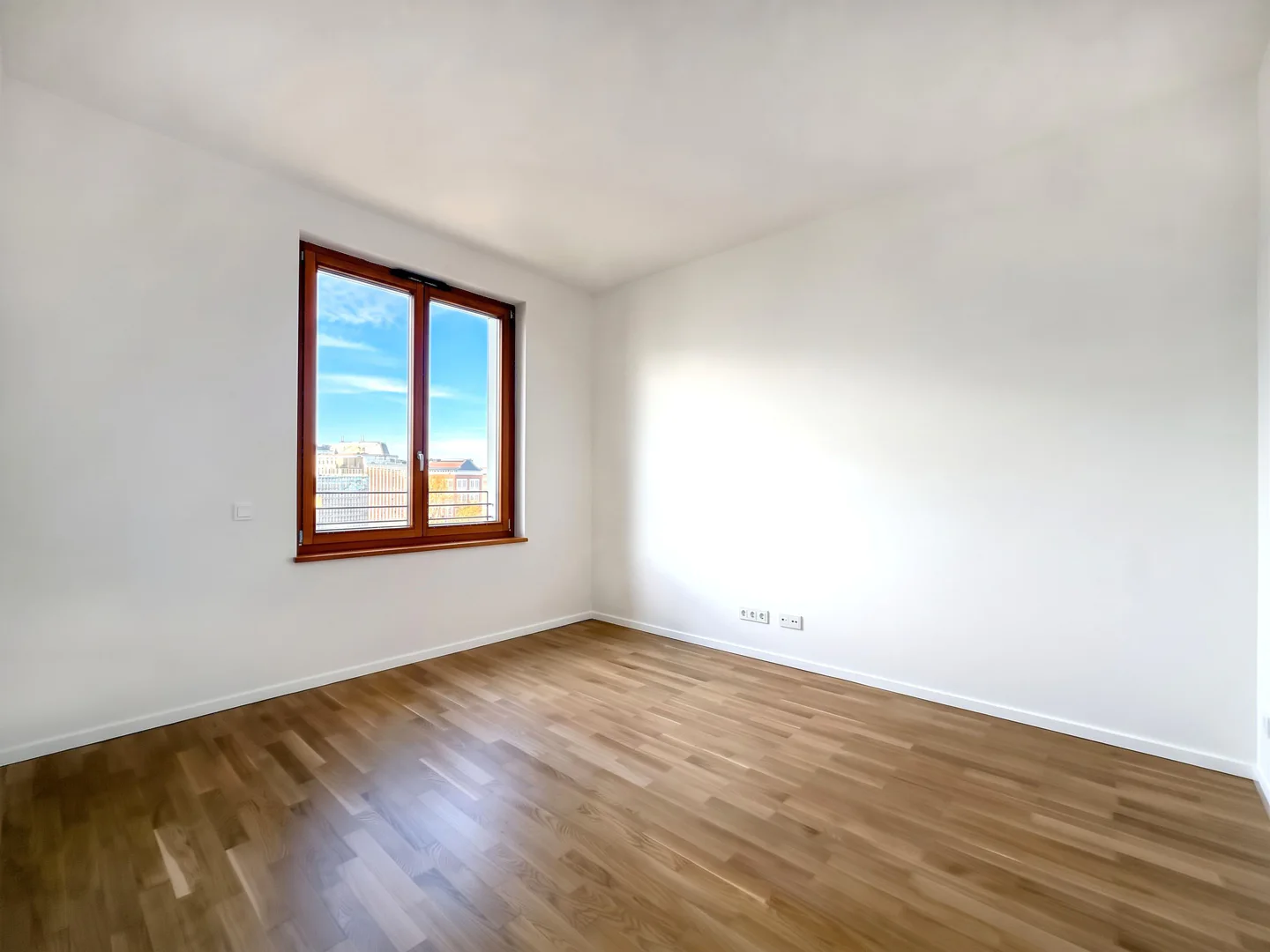 Exklusives Spreeufer-Gefühl: Stilvoll wohnen im Charlottenbogen - Photo 1