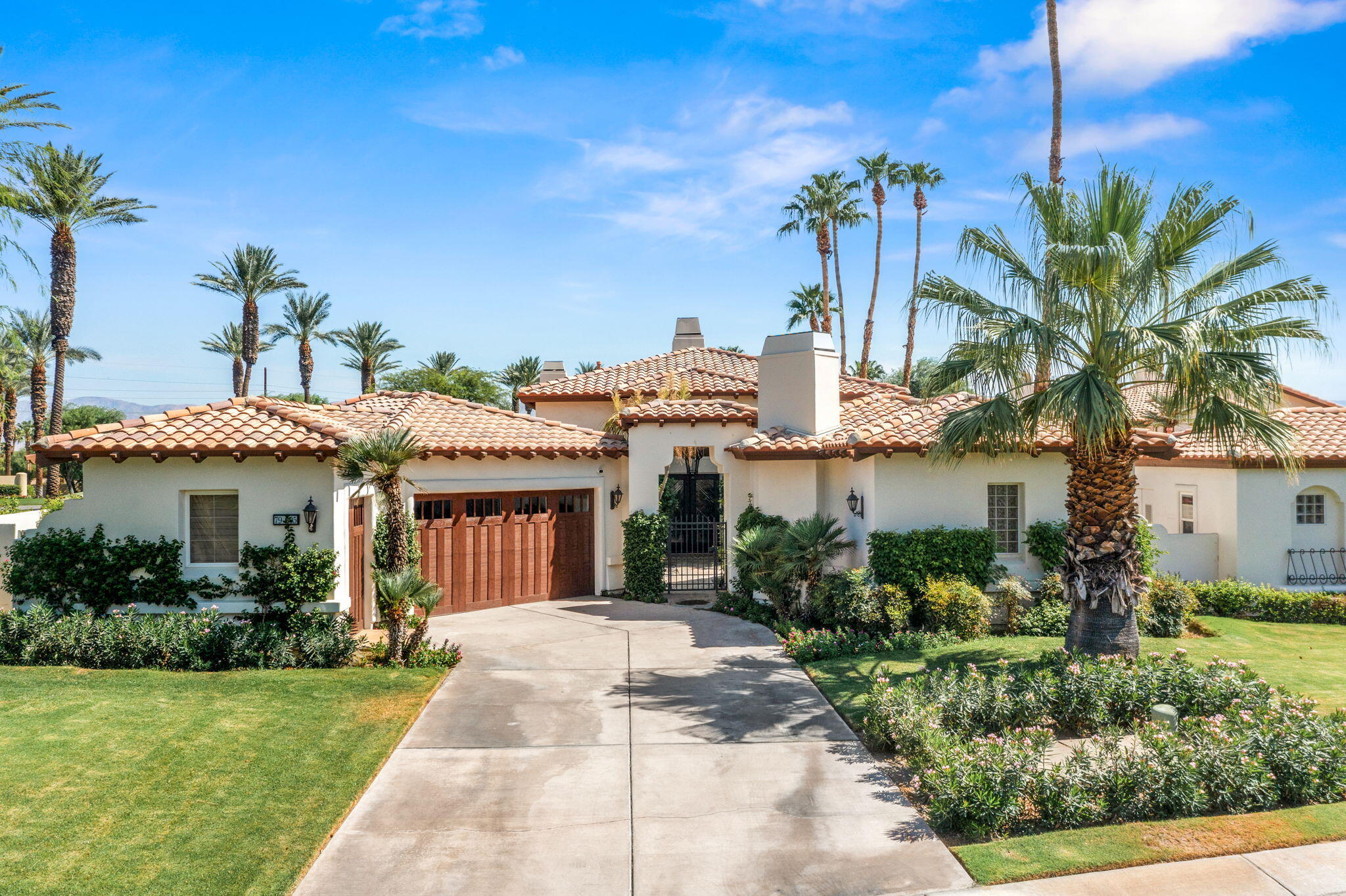 Prestigious Rancho La Quinta Country Club