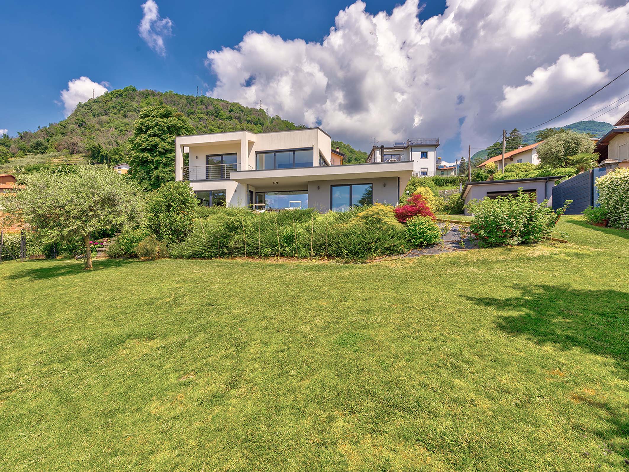 New luxury villa