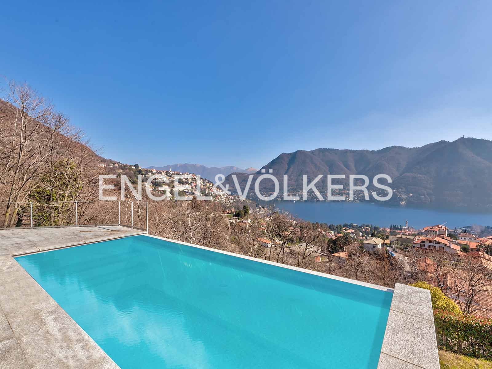 Exclusive Villa with pool and lake view (Villa C)