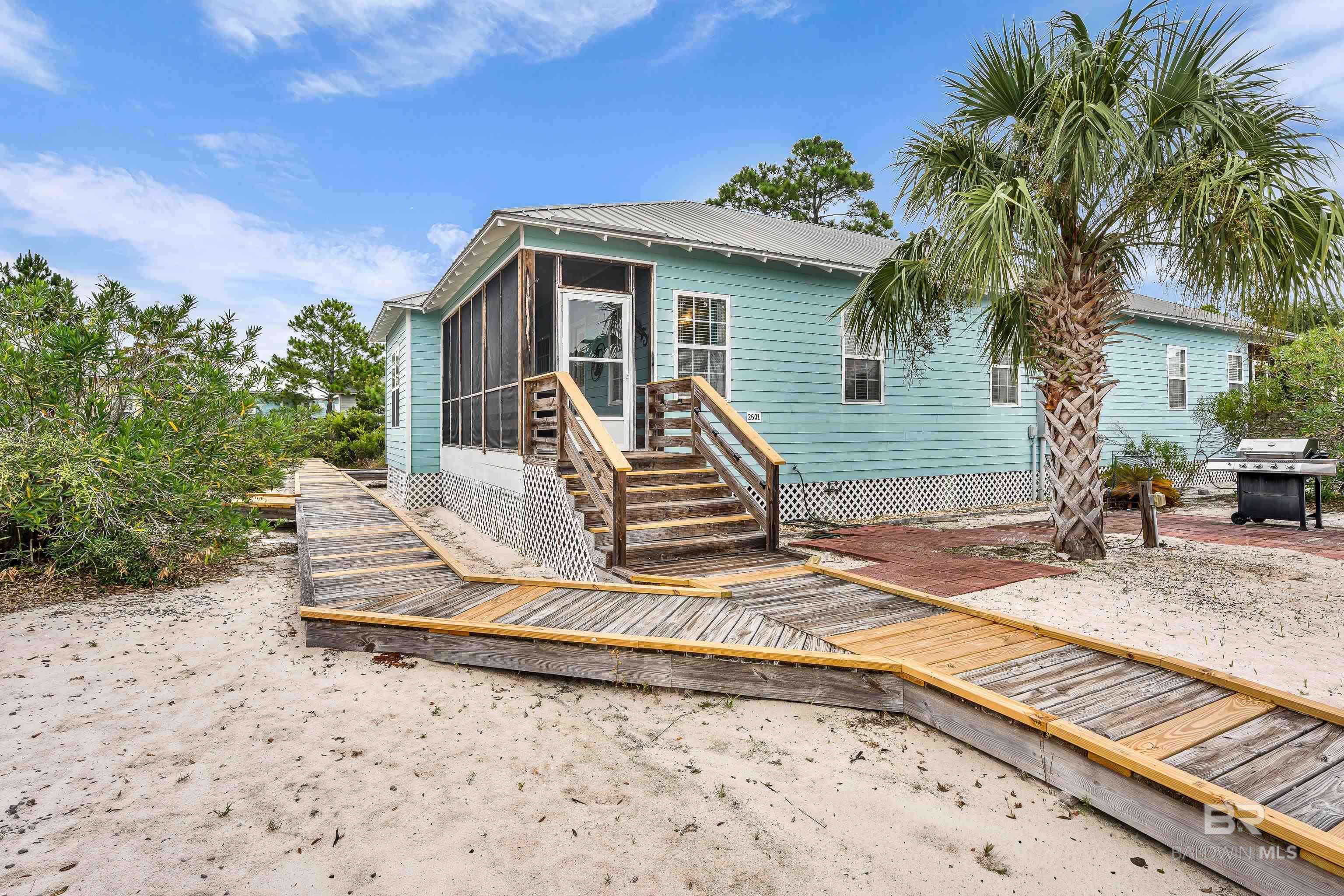 Turnkey Coastal Cottage in The Rookery