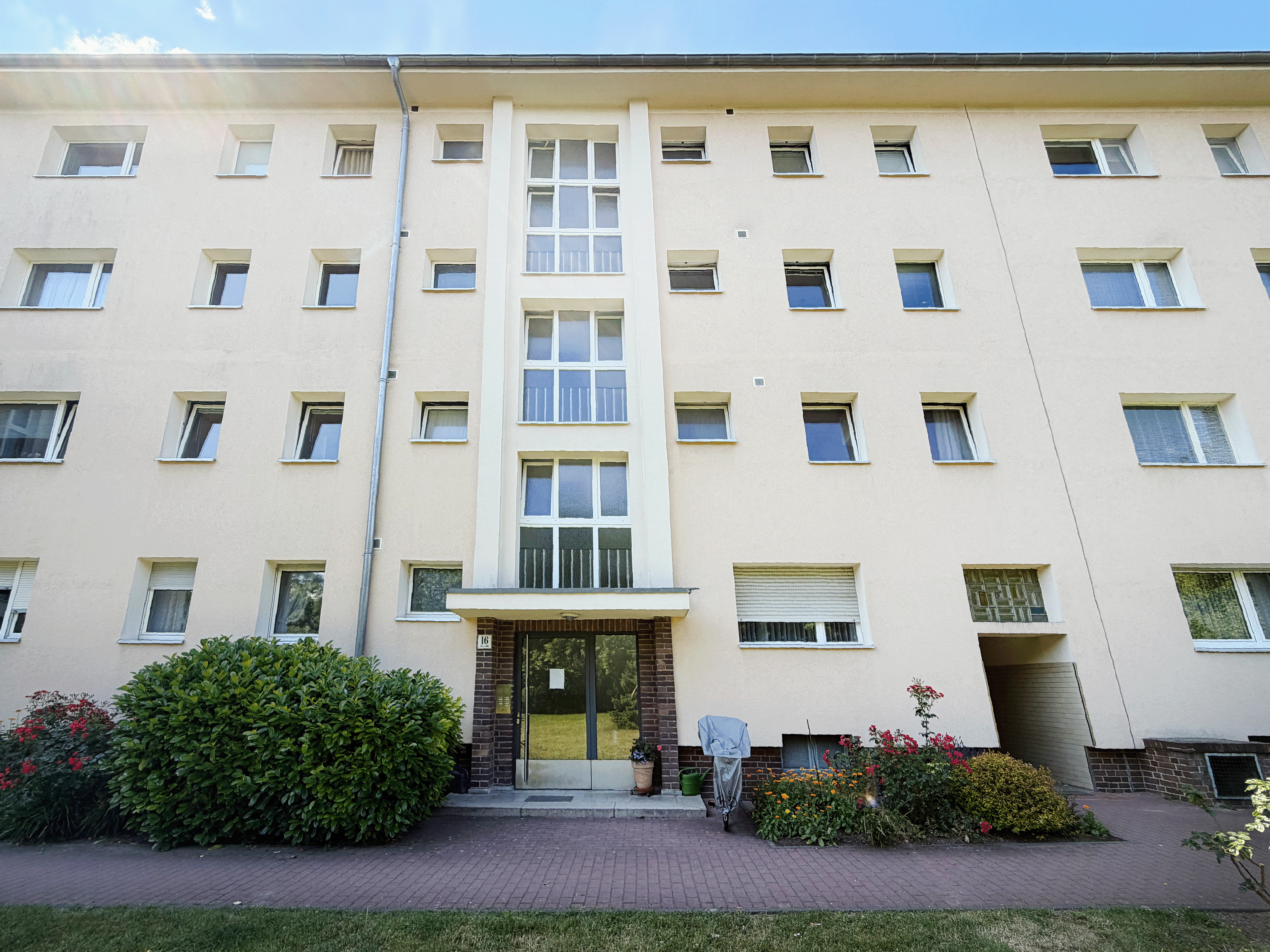 Stilvoll wohnen – Möblierte 2-Zimmer-Wohnung in Buckow