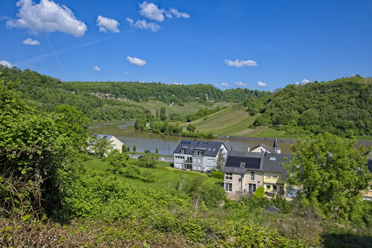 Building plot with a great view of the Moselle valley