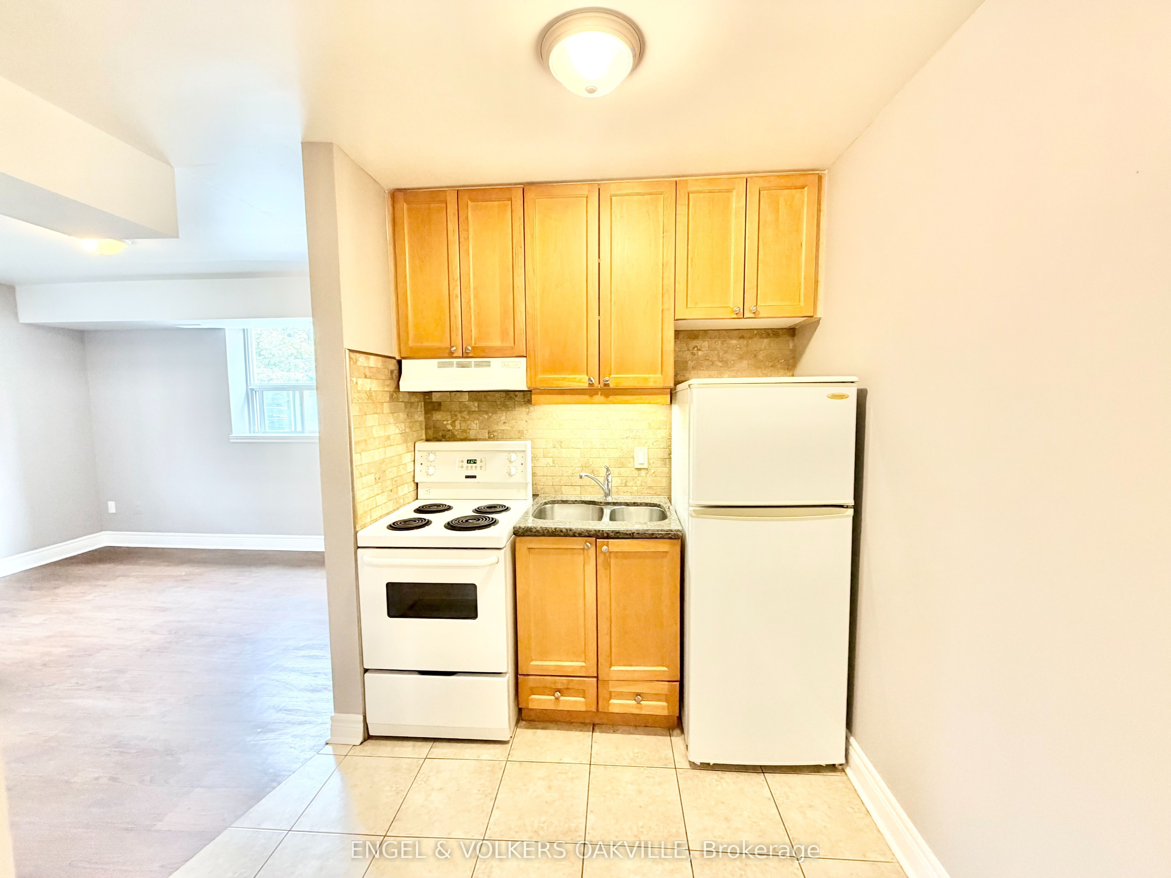 Discover Your Move-In Ready Studio in Etobicoke