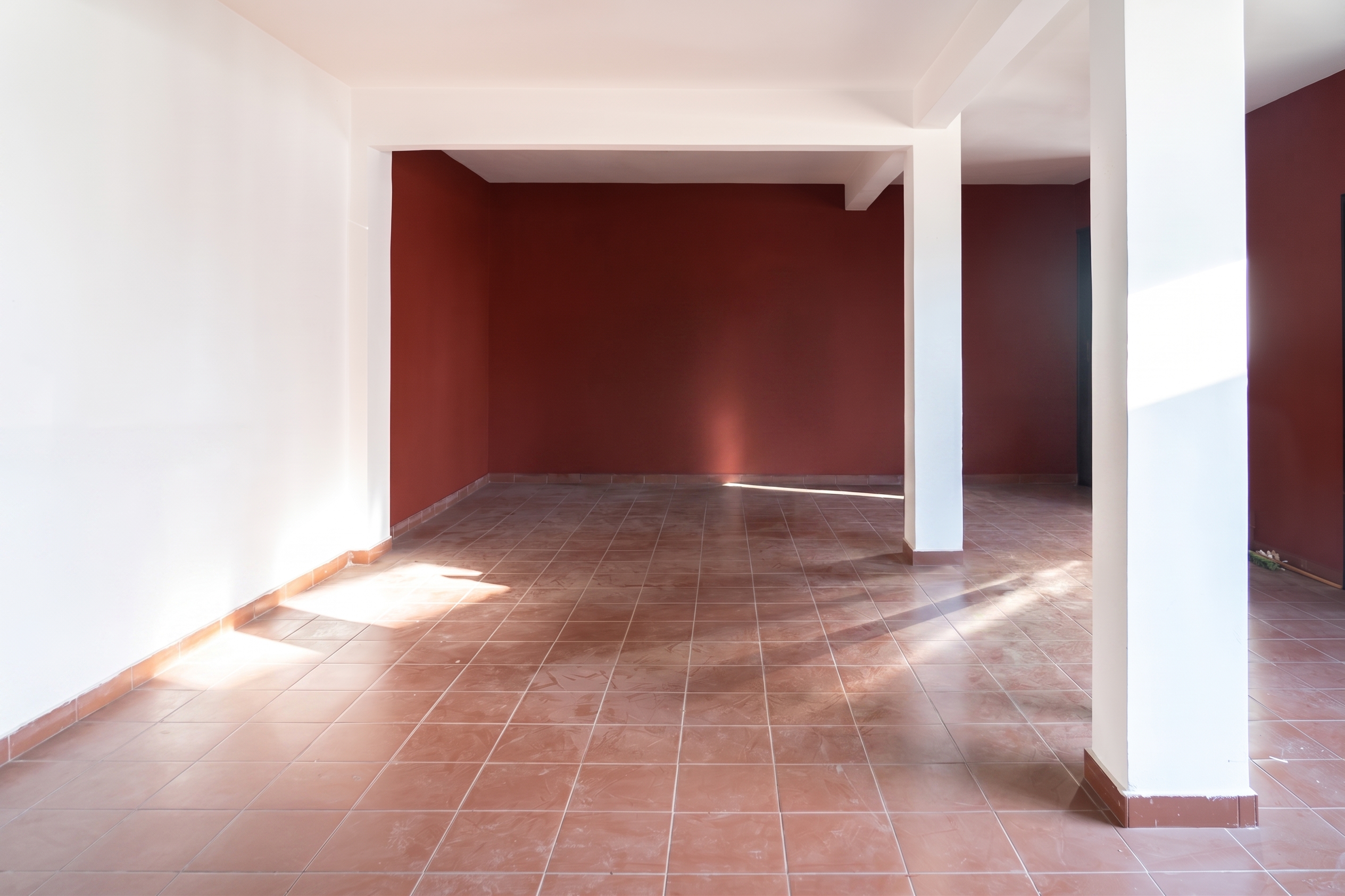 Bright Industrial Loft in Monastiraki