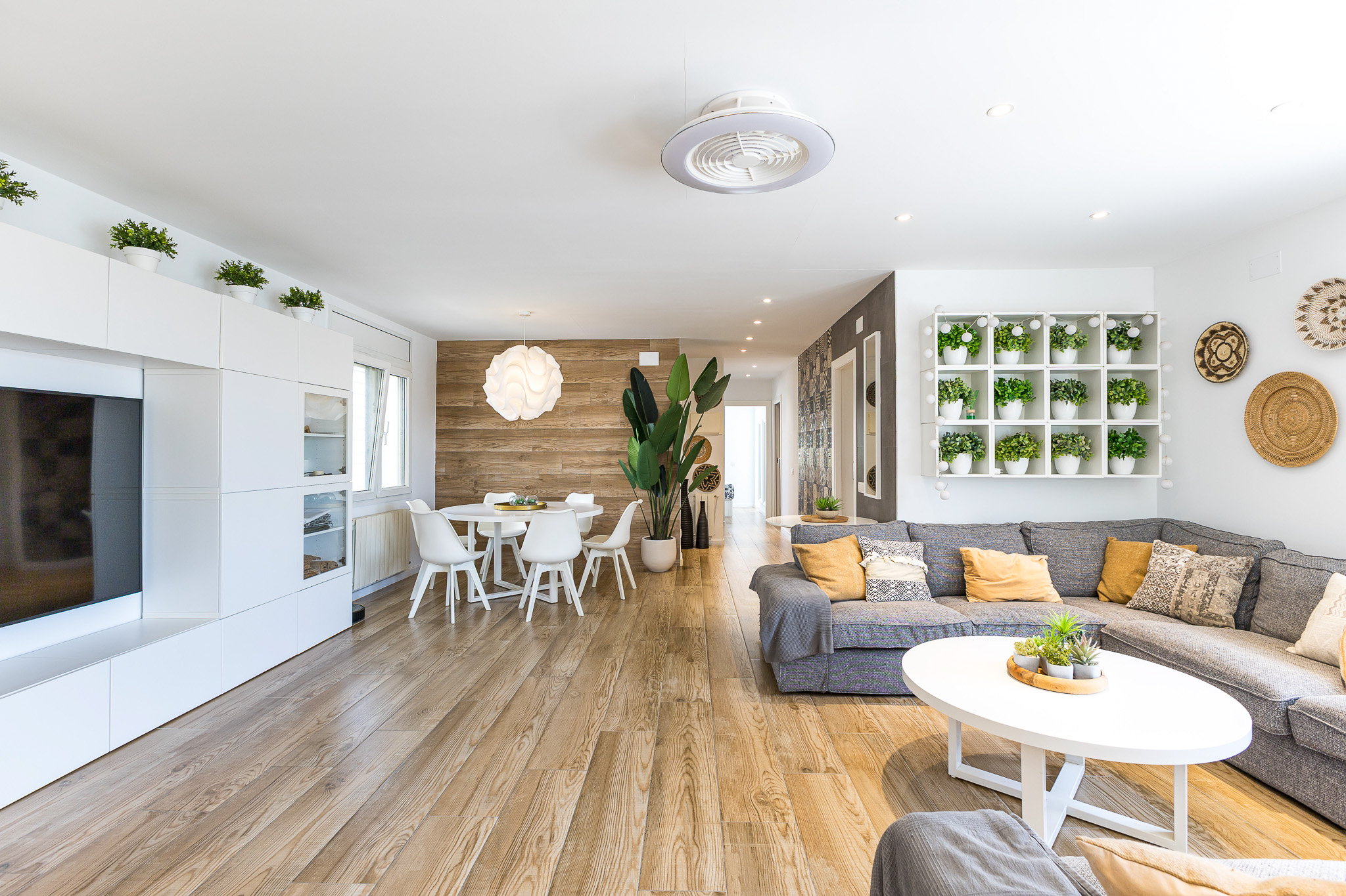 Exclusive designer villa with sea views