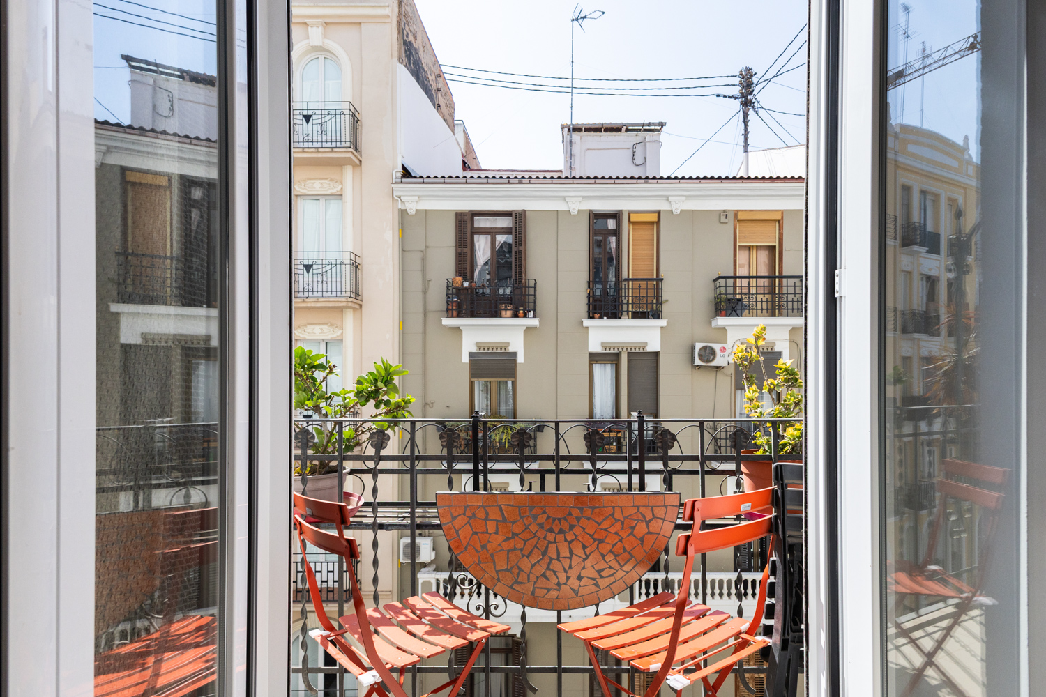Cozy apartment with a spacious balcony in the heart of Ruzafa
