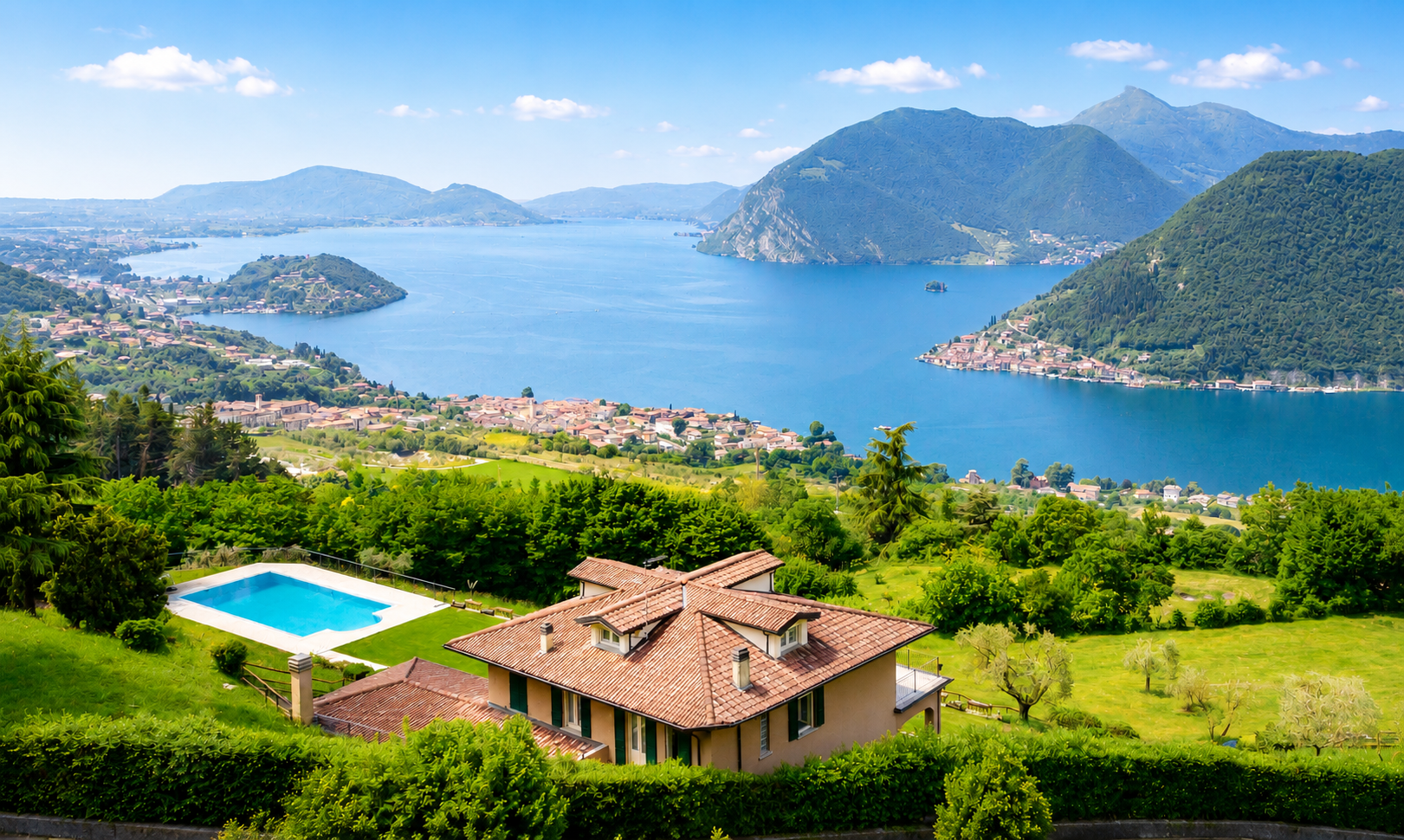 Exclusive villa with lake view and pool in Sale Marasino
