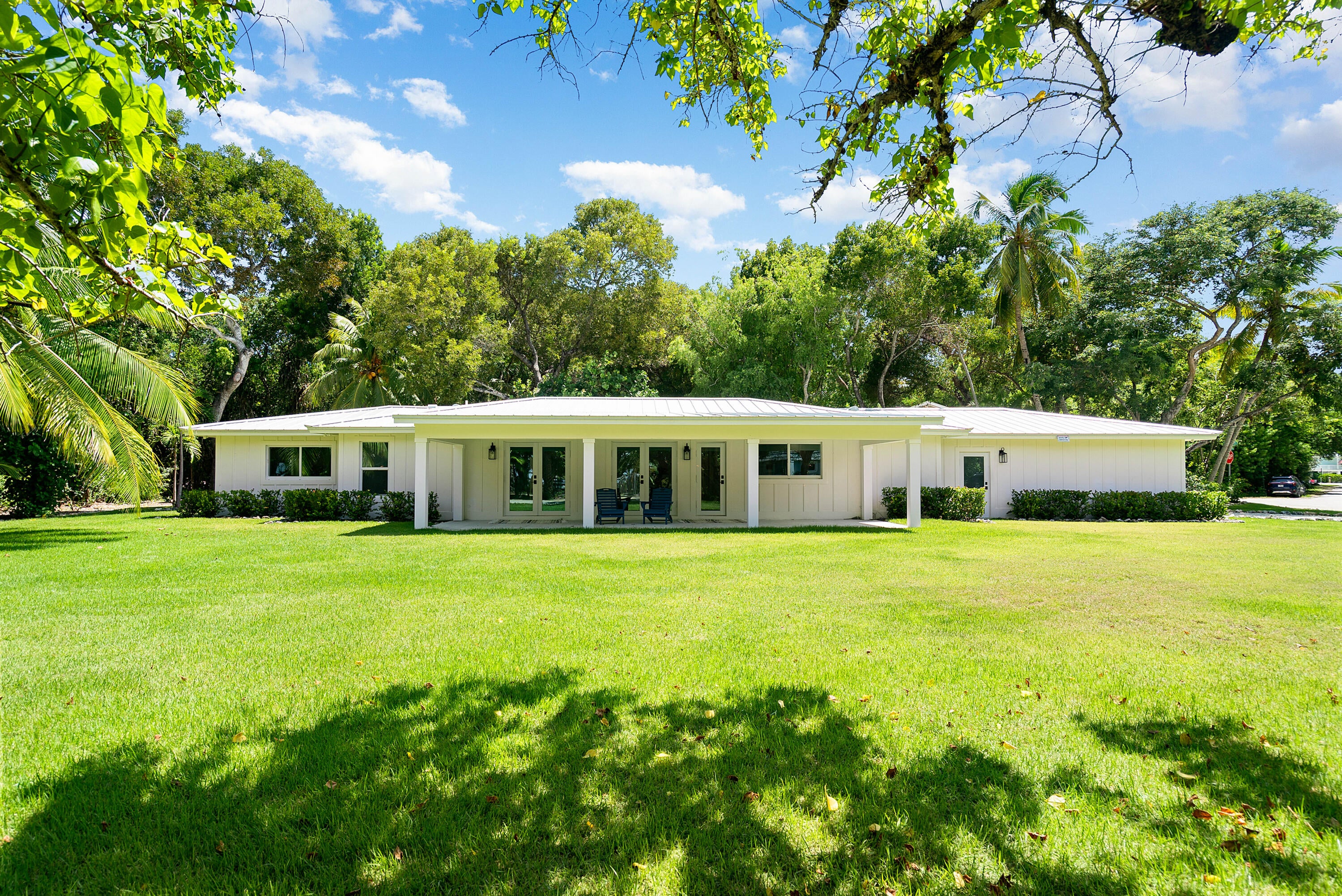 Waterfront Living, Boating Access, Bay Views