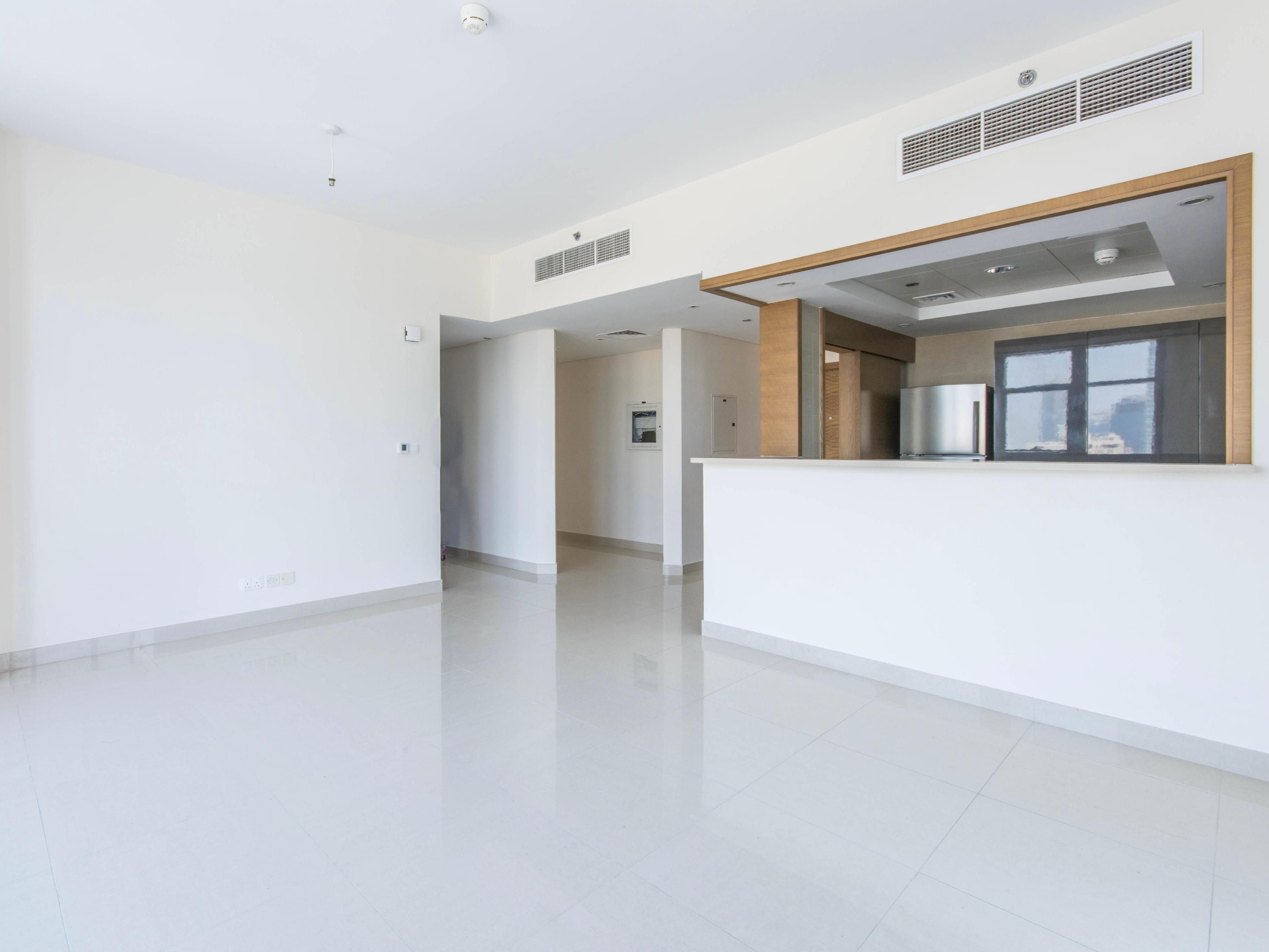 Corner Unit | Boulevard View | Well-maintained