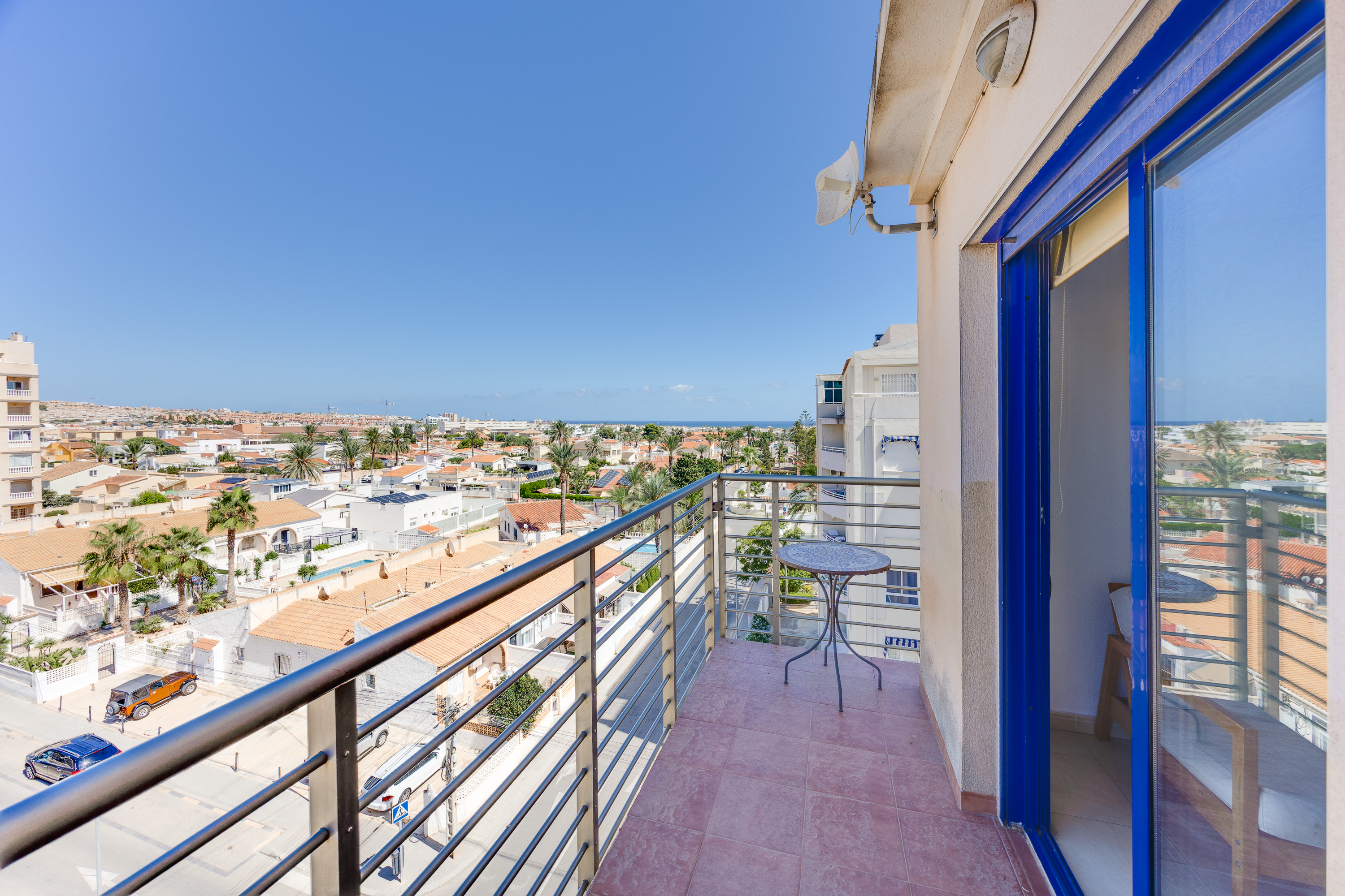 3-Bedroom Apartment with Communal Pool and Garage Parking in Nueva Torrevieja